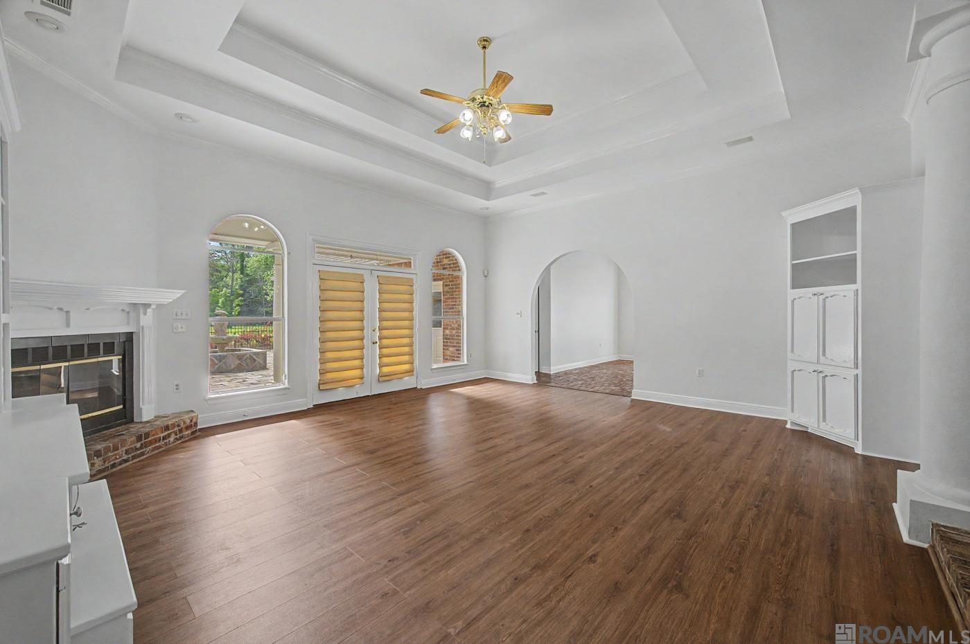 35110 Stone Castle Dr, Denham Springs, LA, 70706