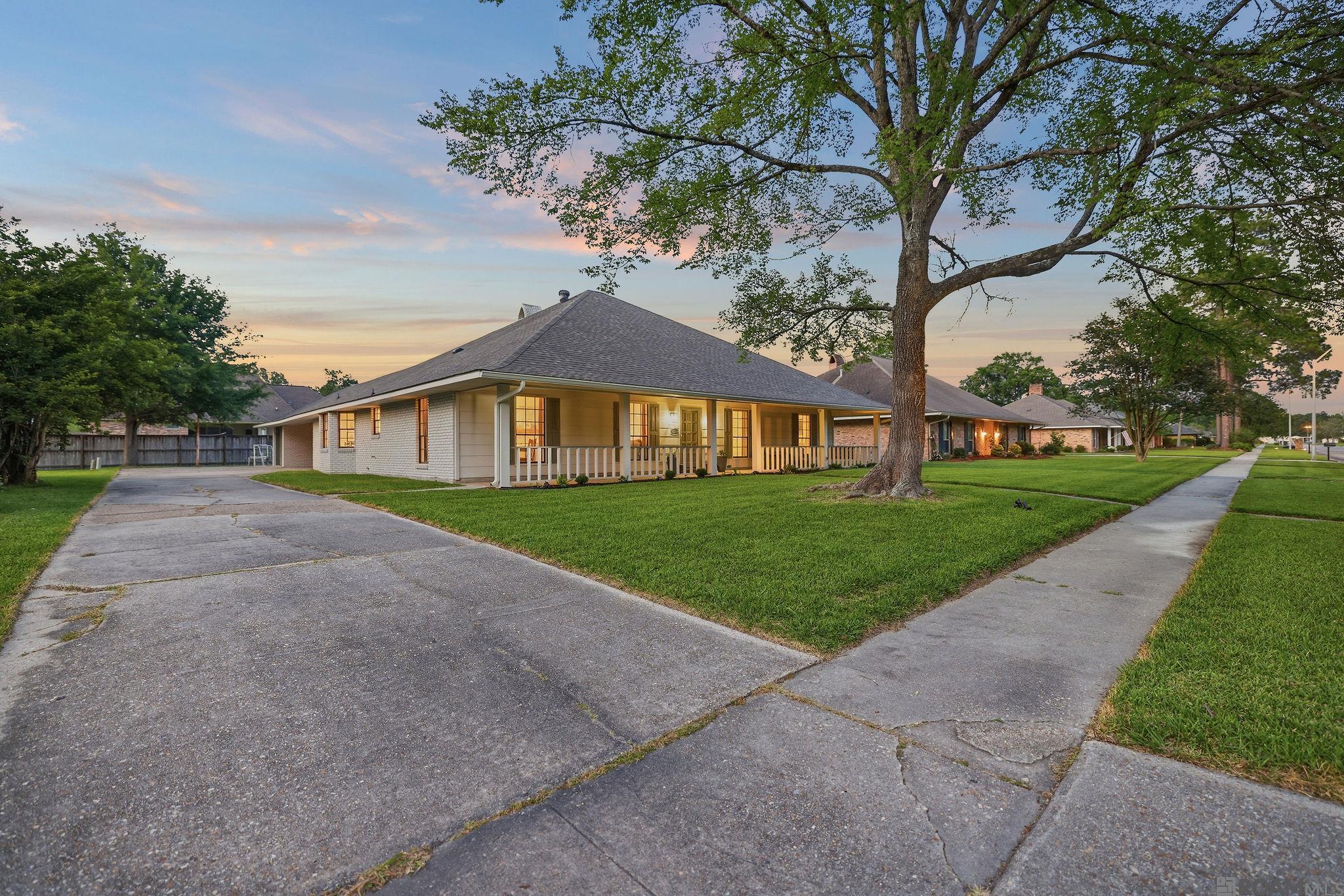 16237 Antietam Ave, Baton Rouge, LA, 70817