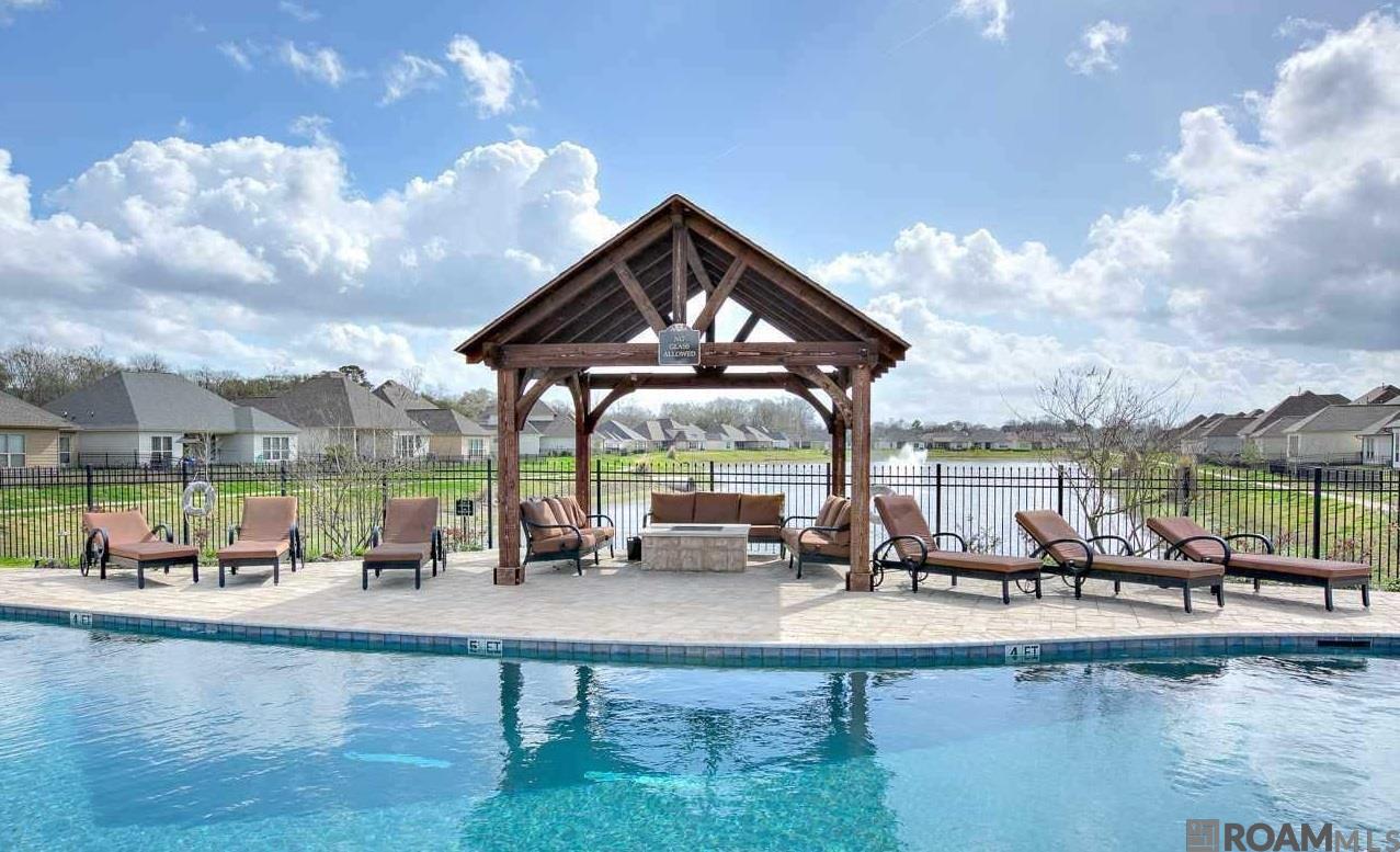 8316 Seville Ct, Baton Rouge, LA, 70820