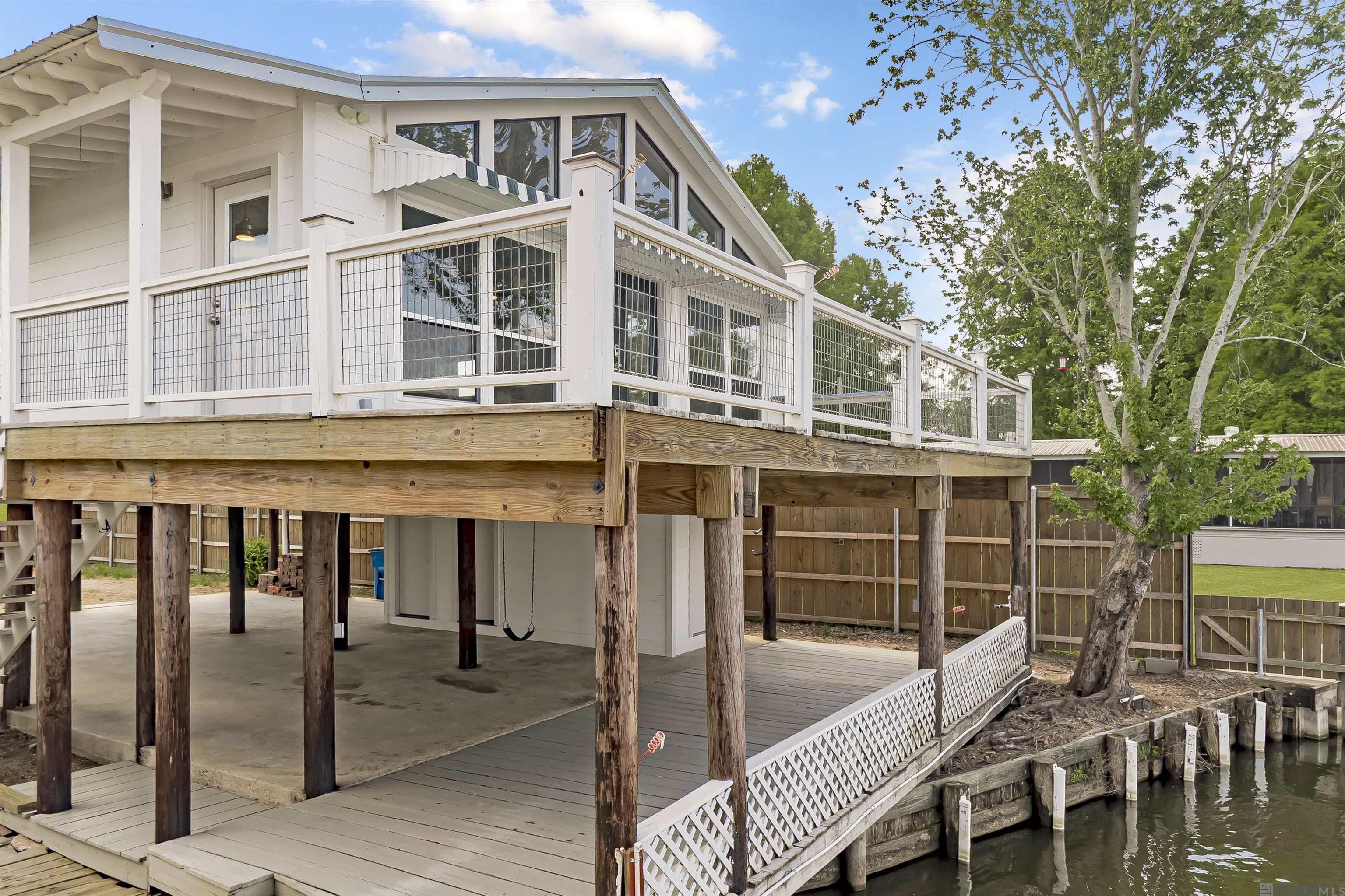 PROPERTIES ON THE WATER