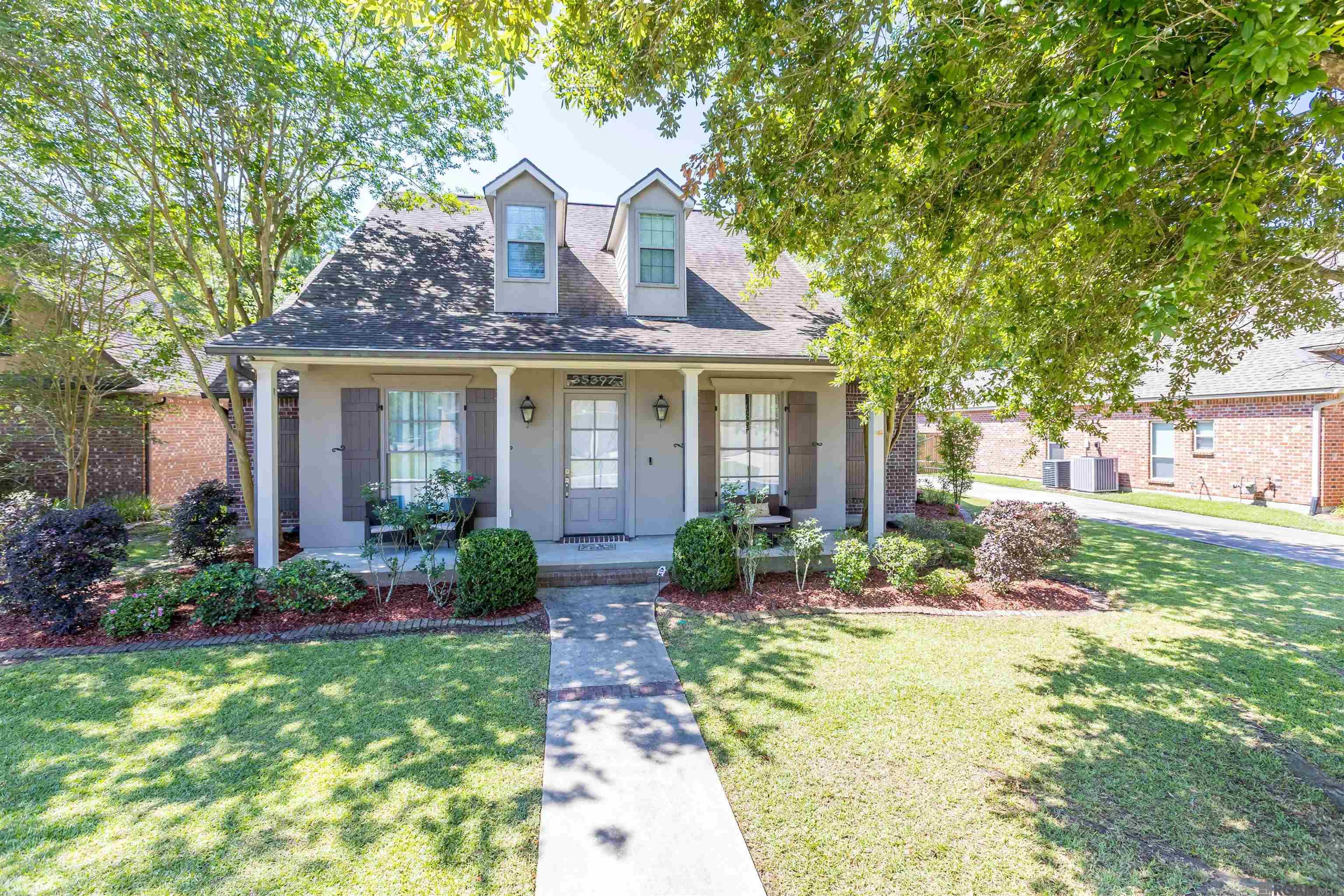 Oak Alley Estates