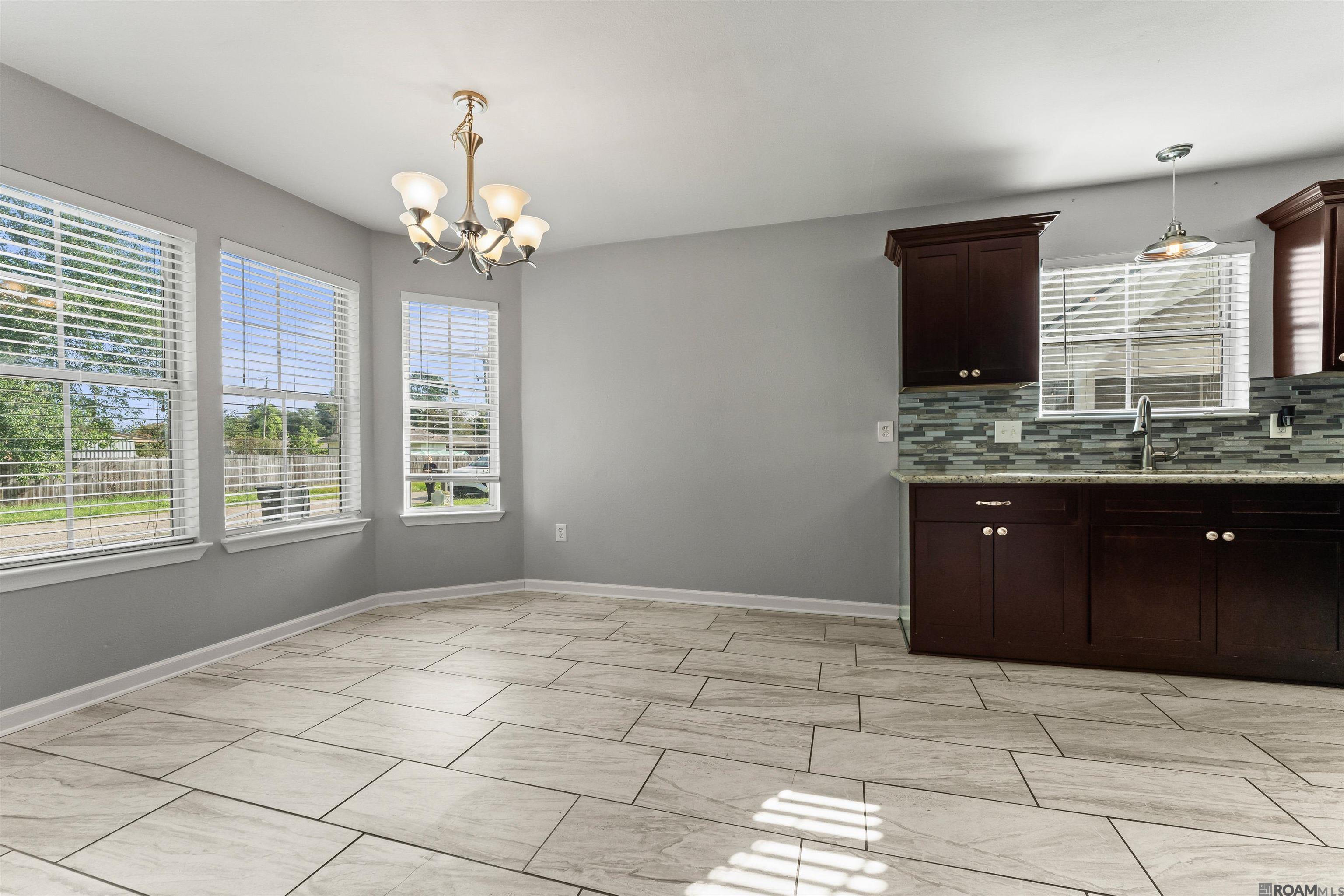 25400 Homestead Dr, Denham Springs, LA, 70726