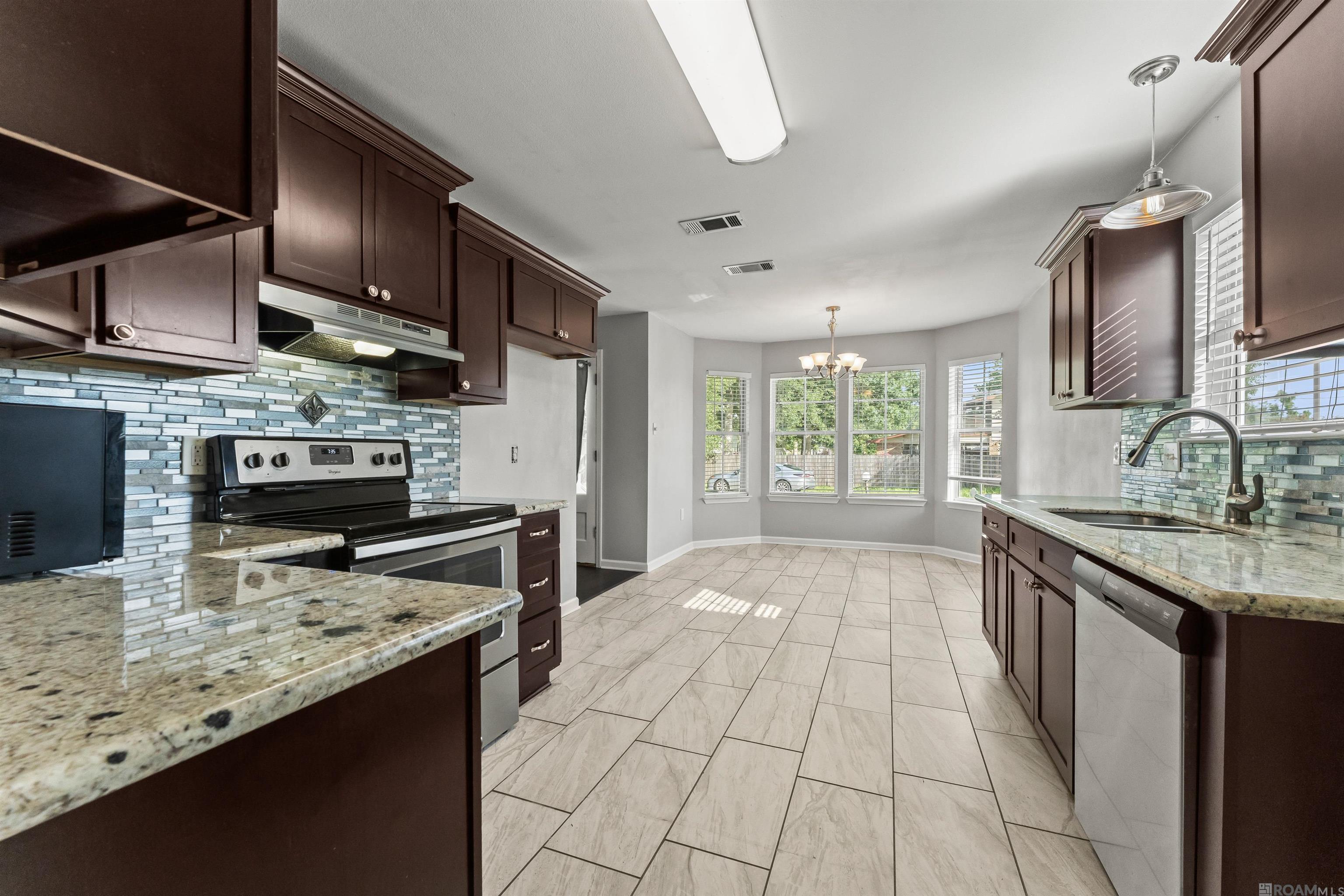 25400 Homestead Dr, Denham Springs, LA, 70726