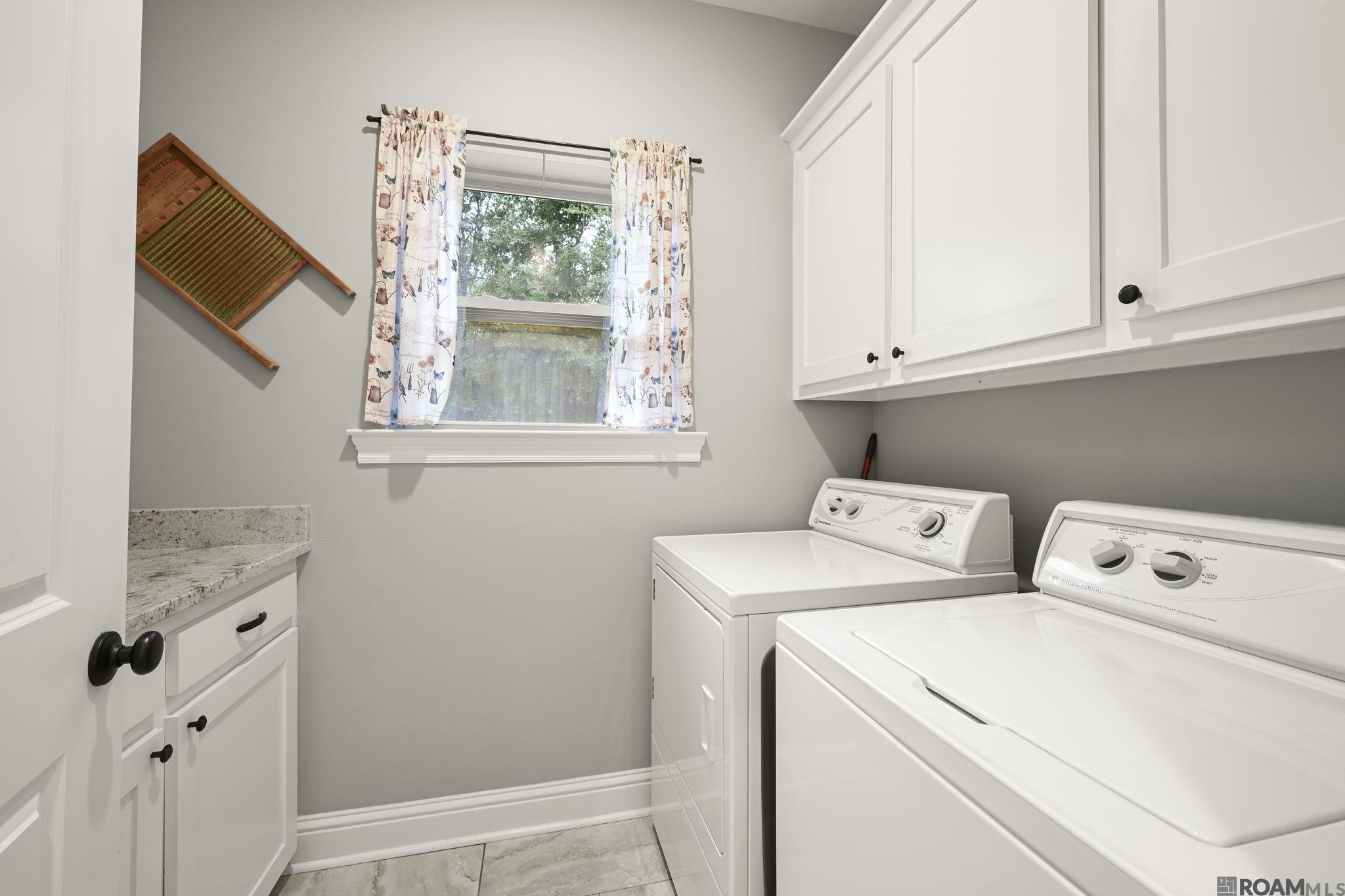 11067 Brown Rd, Denham Springs, LA, 70726