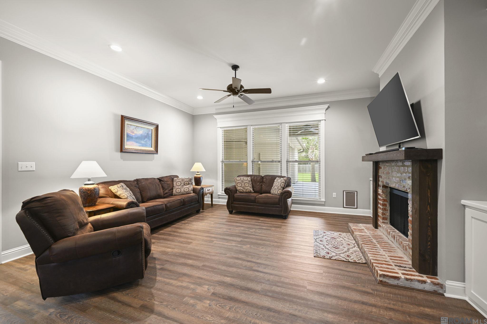 11067 Brown Rd, Denham Springs, LA, 70726