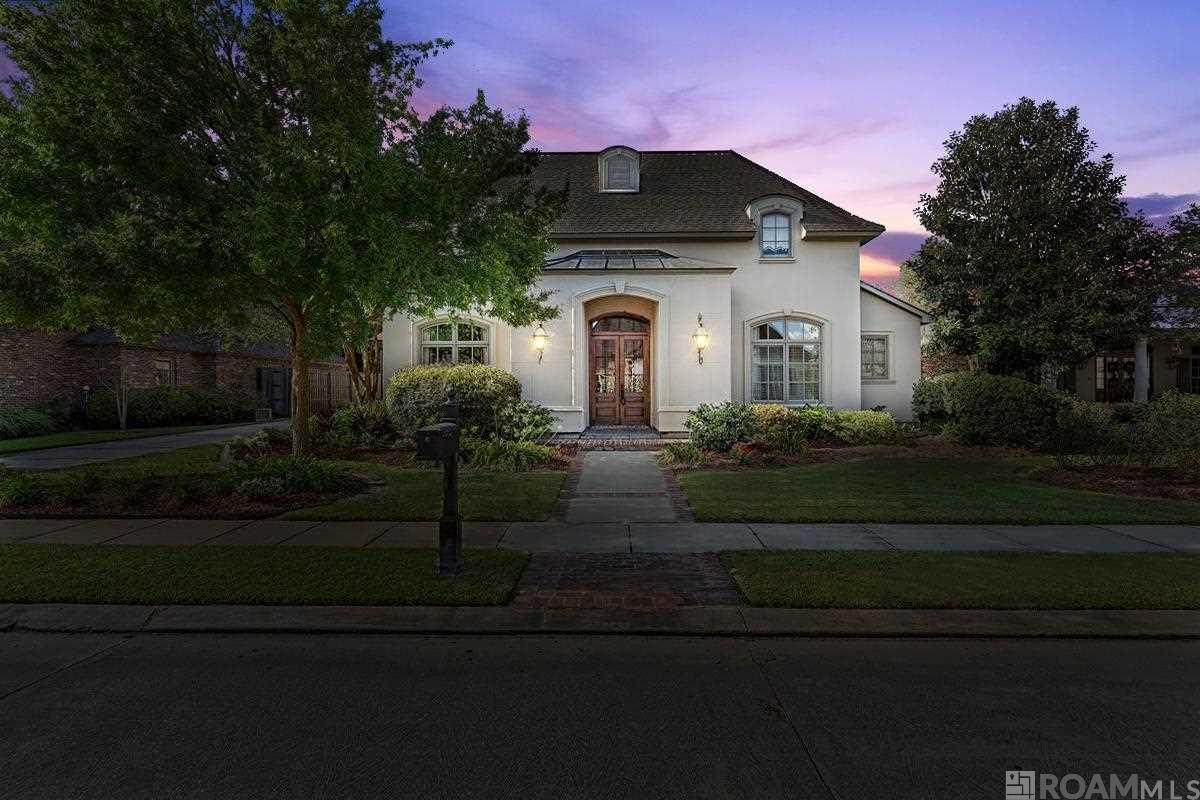 $750,000+