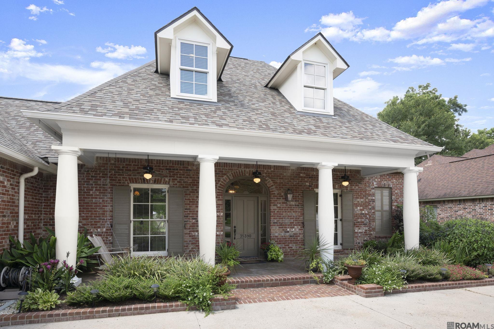 Oak Alley Estates