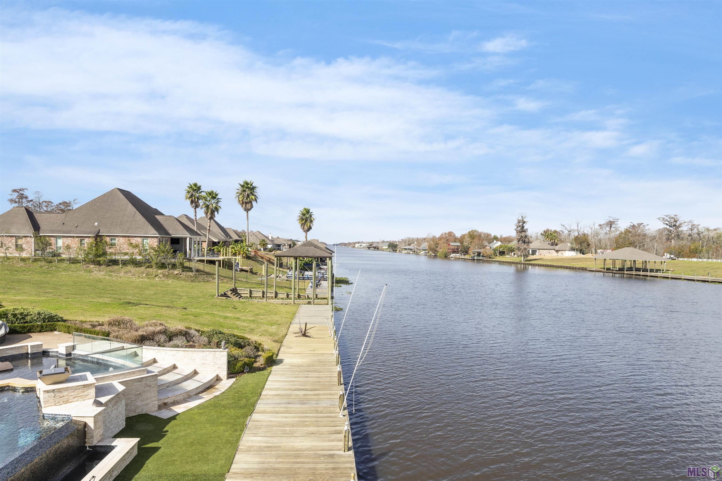 11288 RIVER HIGHLANDS, St. Amant, LA 70774