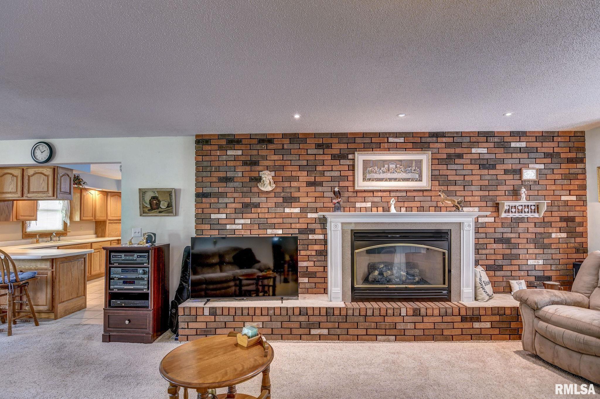Gallery Image 58