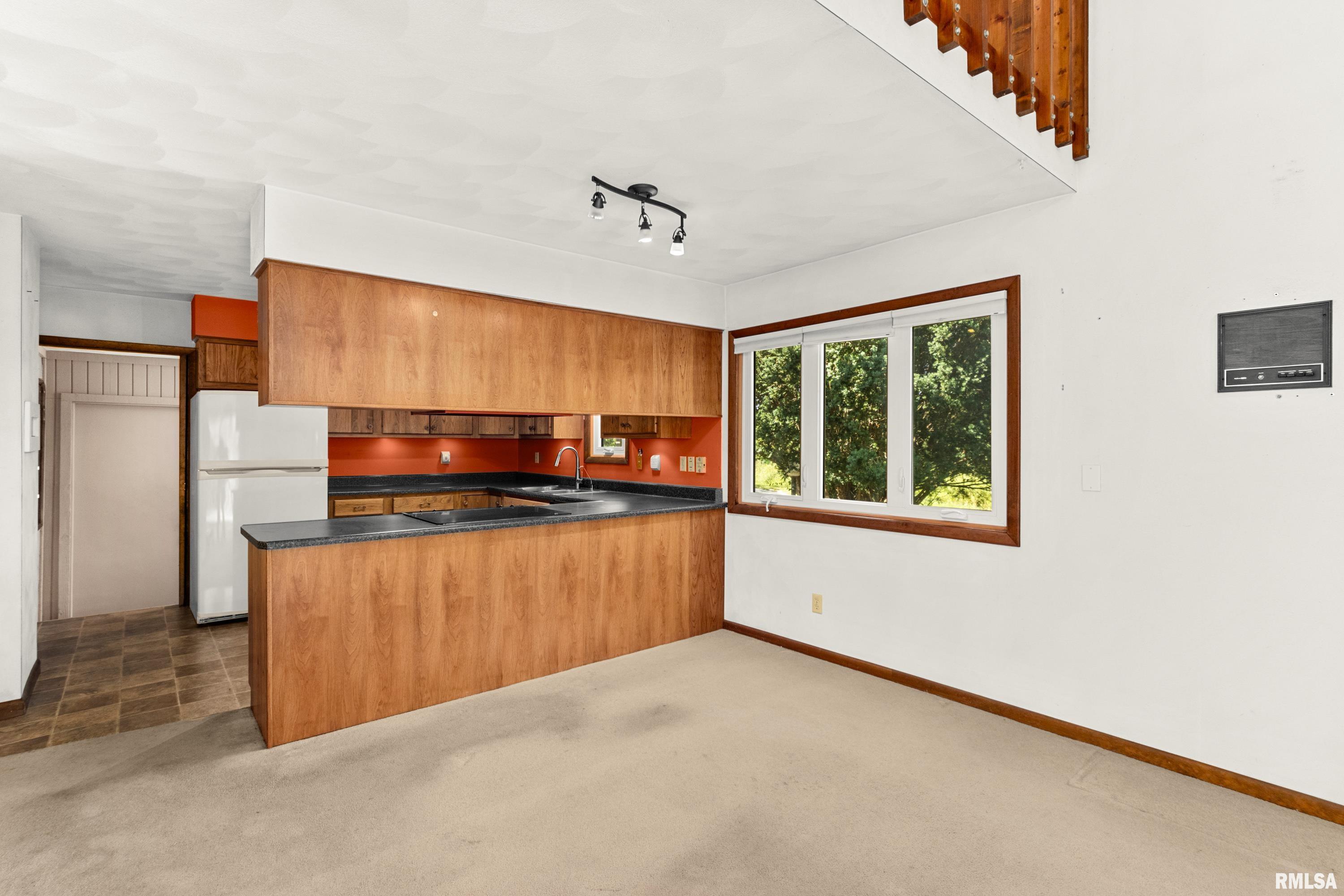 Gallery Image 18