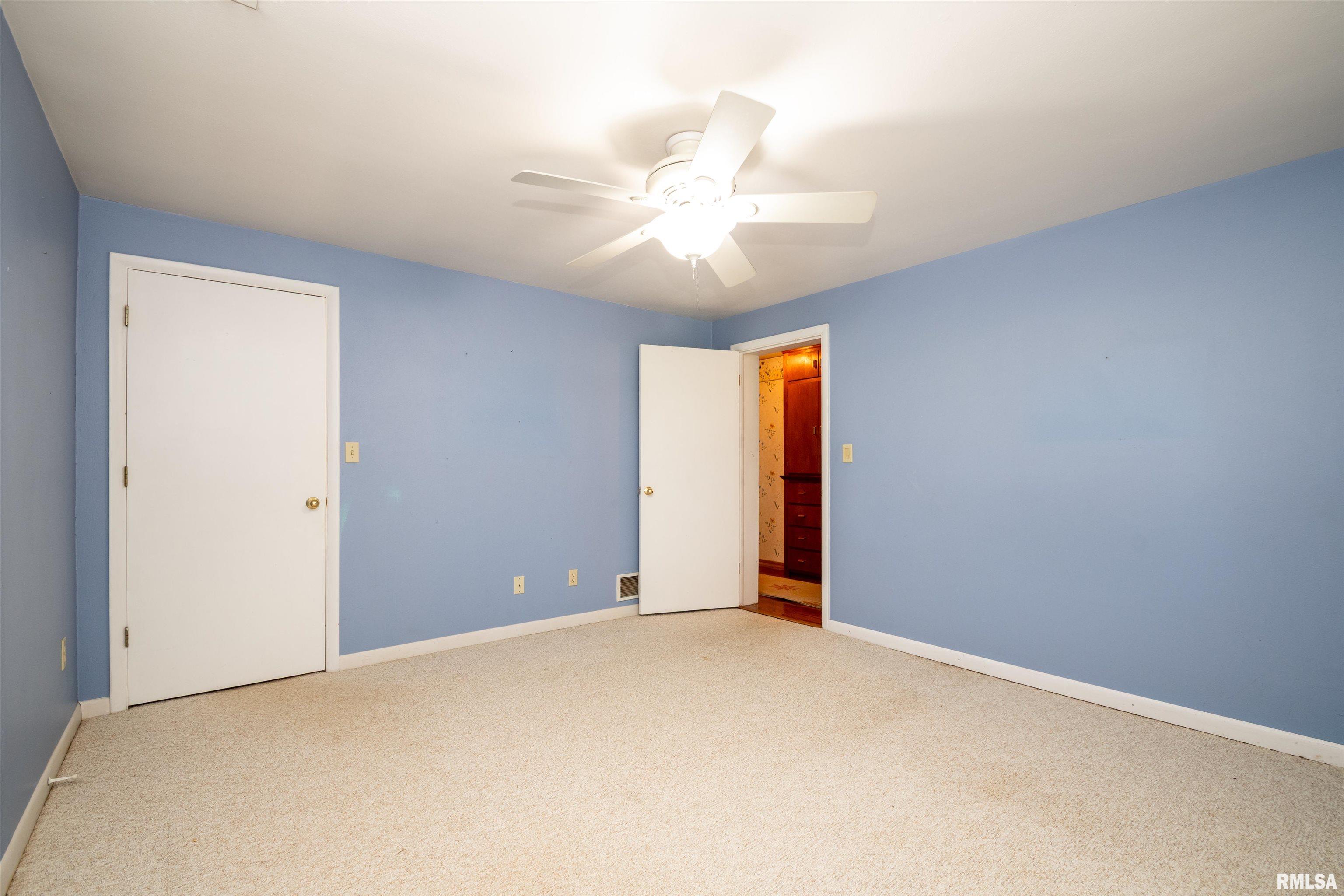 Gallery Image 19