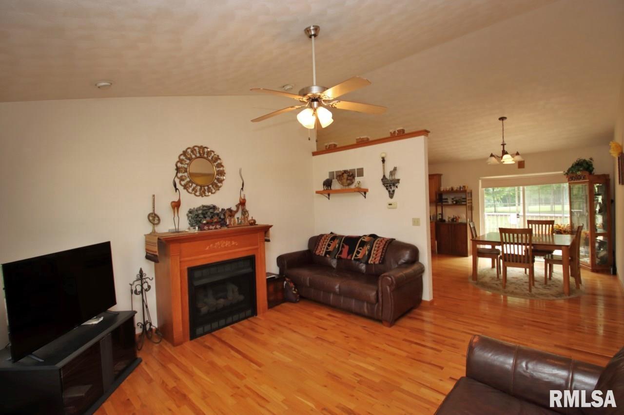 Gallery Image 20