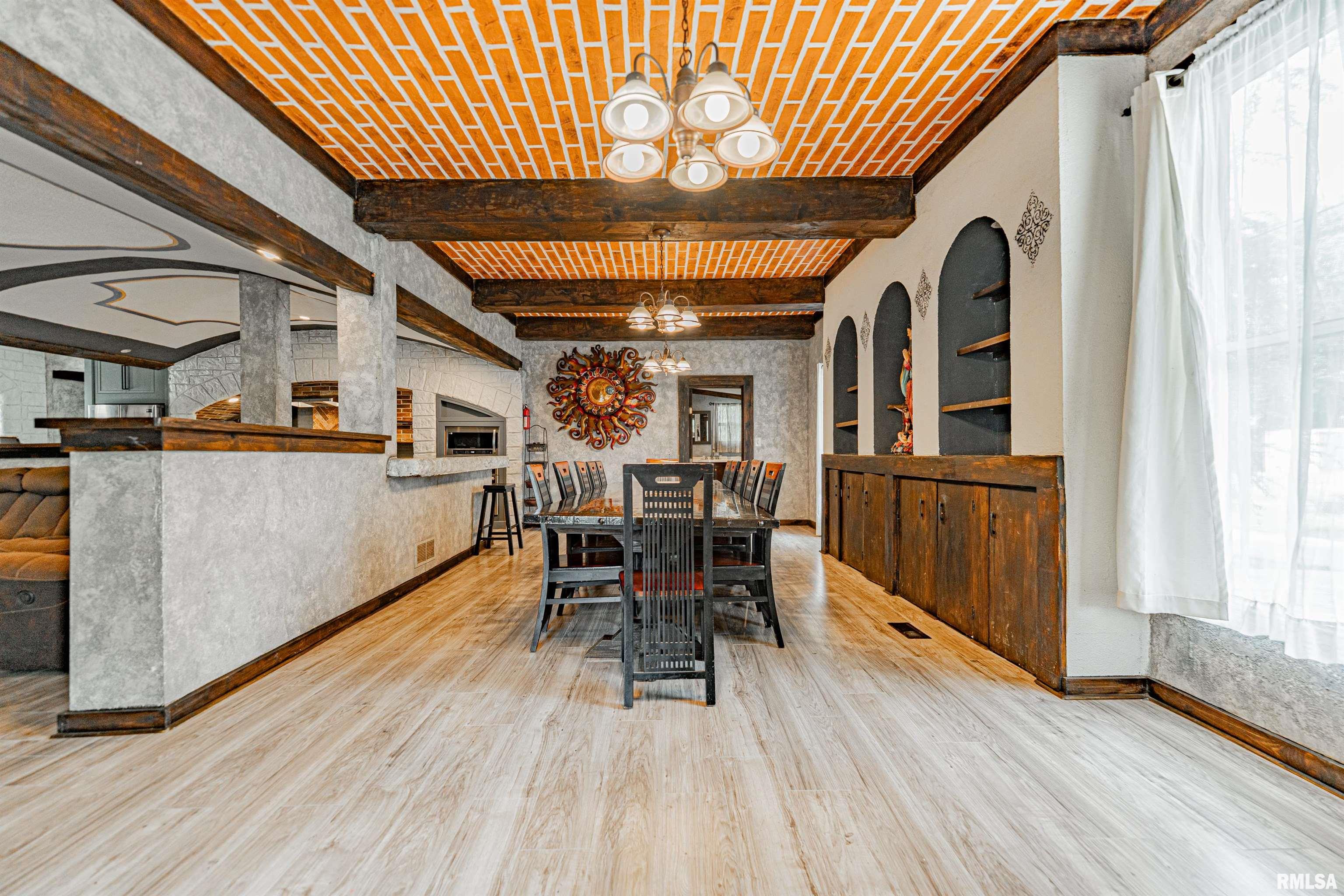 Gallery Image 14