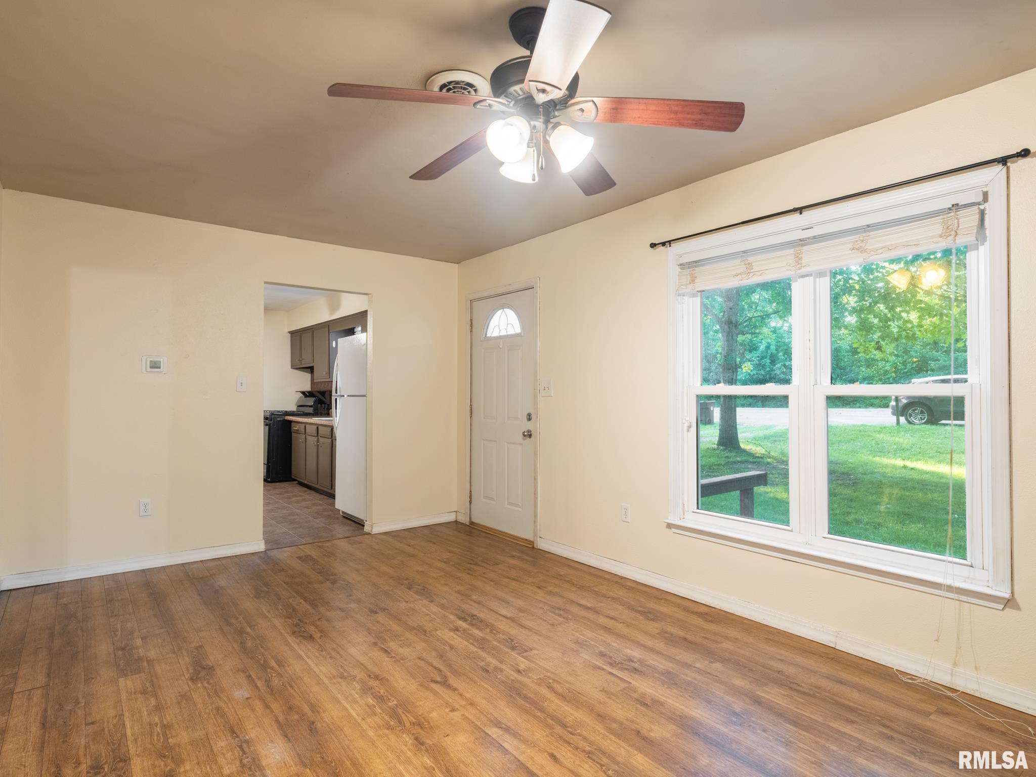 Gallery Image 18