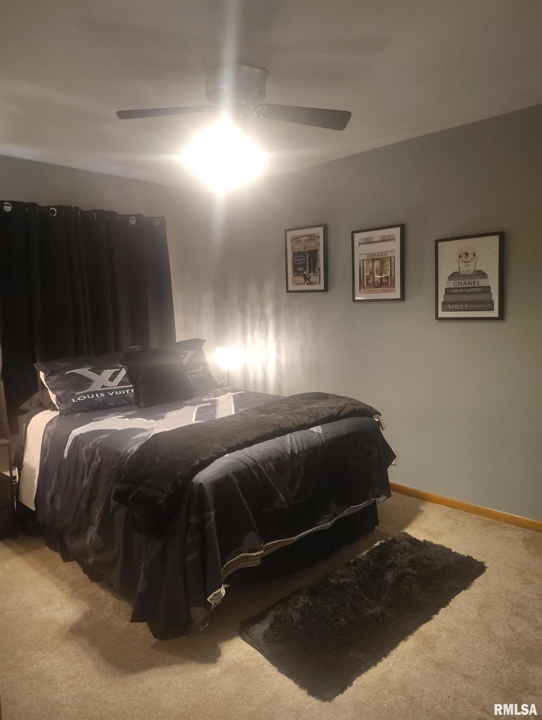 Gallery Image 17