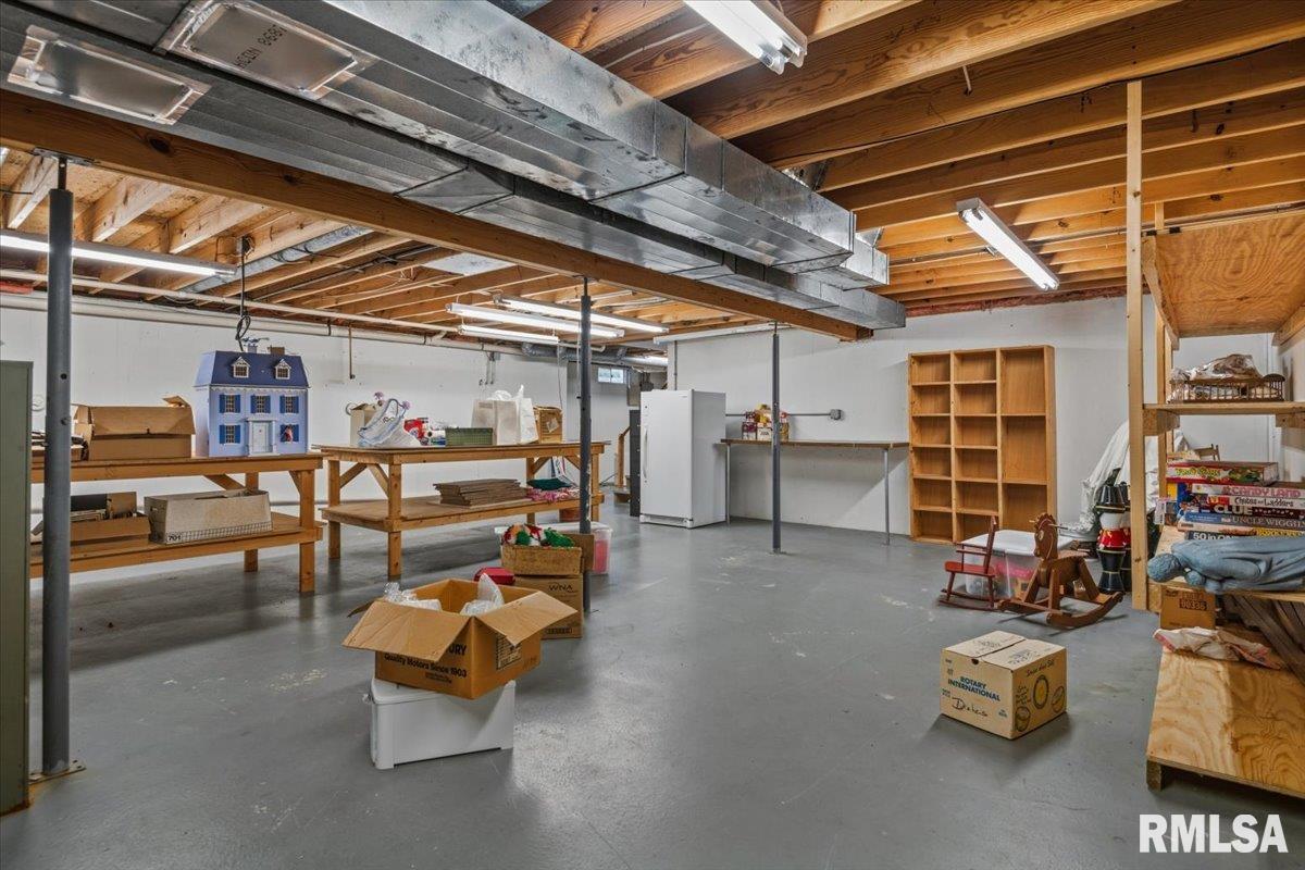 Gallery Image 38