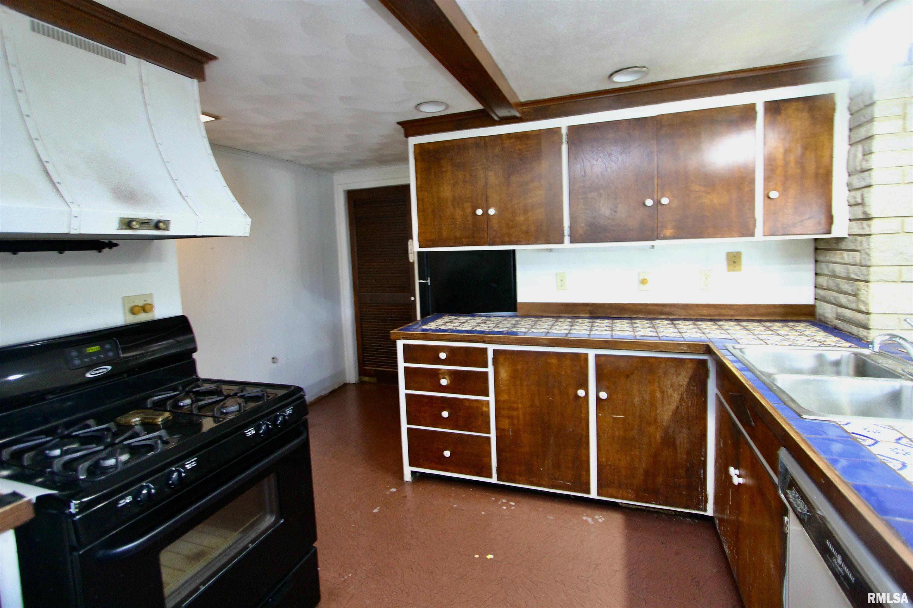 Gallery Image 18