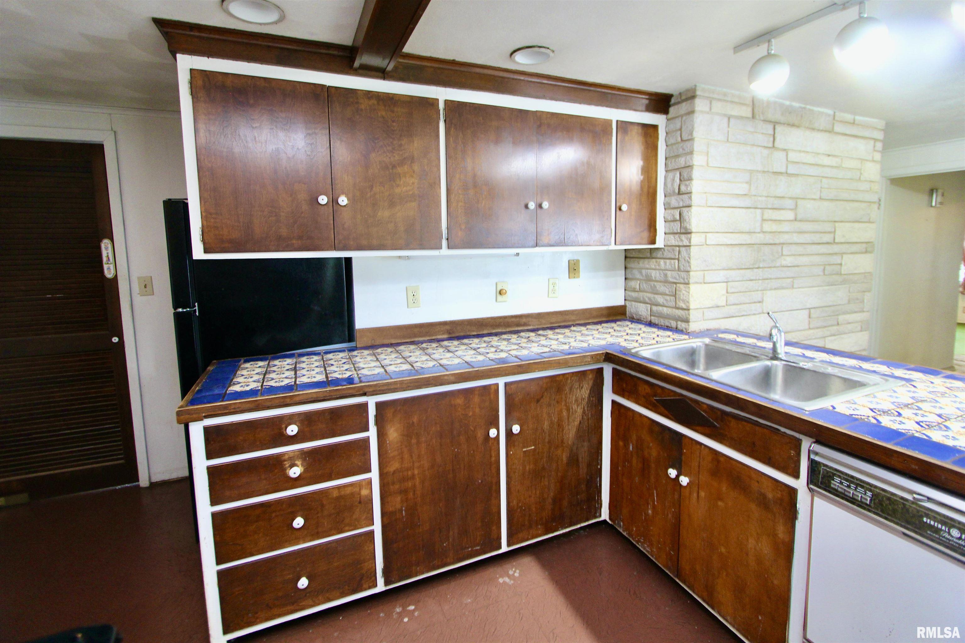 Gallery Image 19