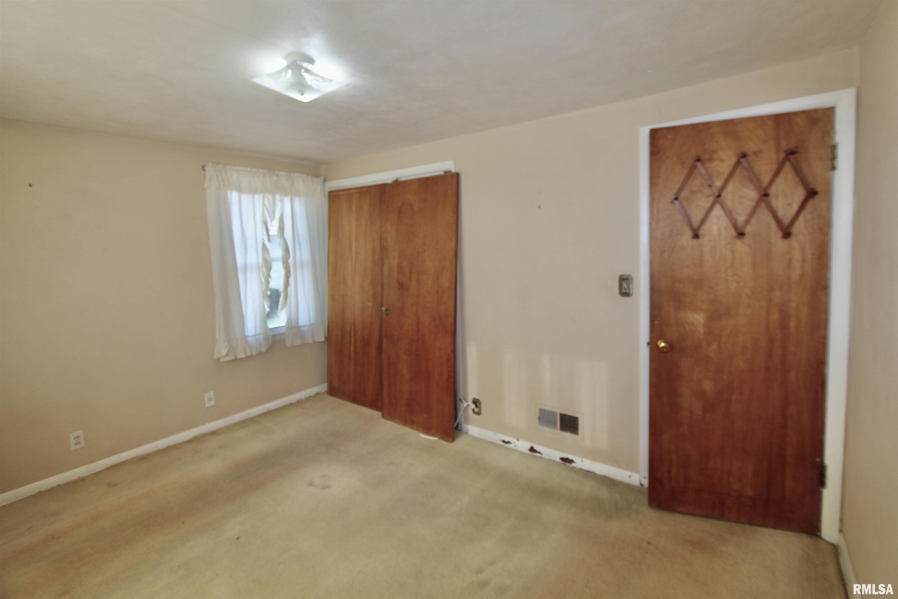 Gallery Image 32