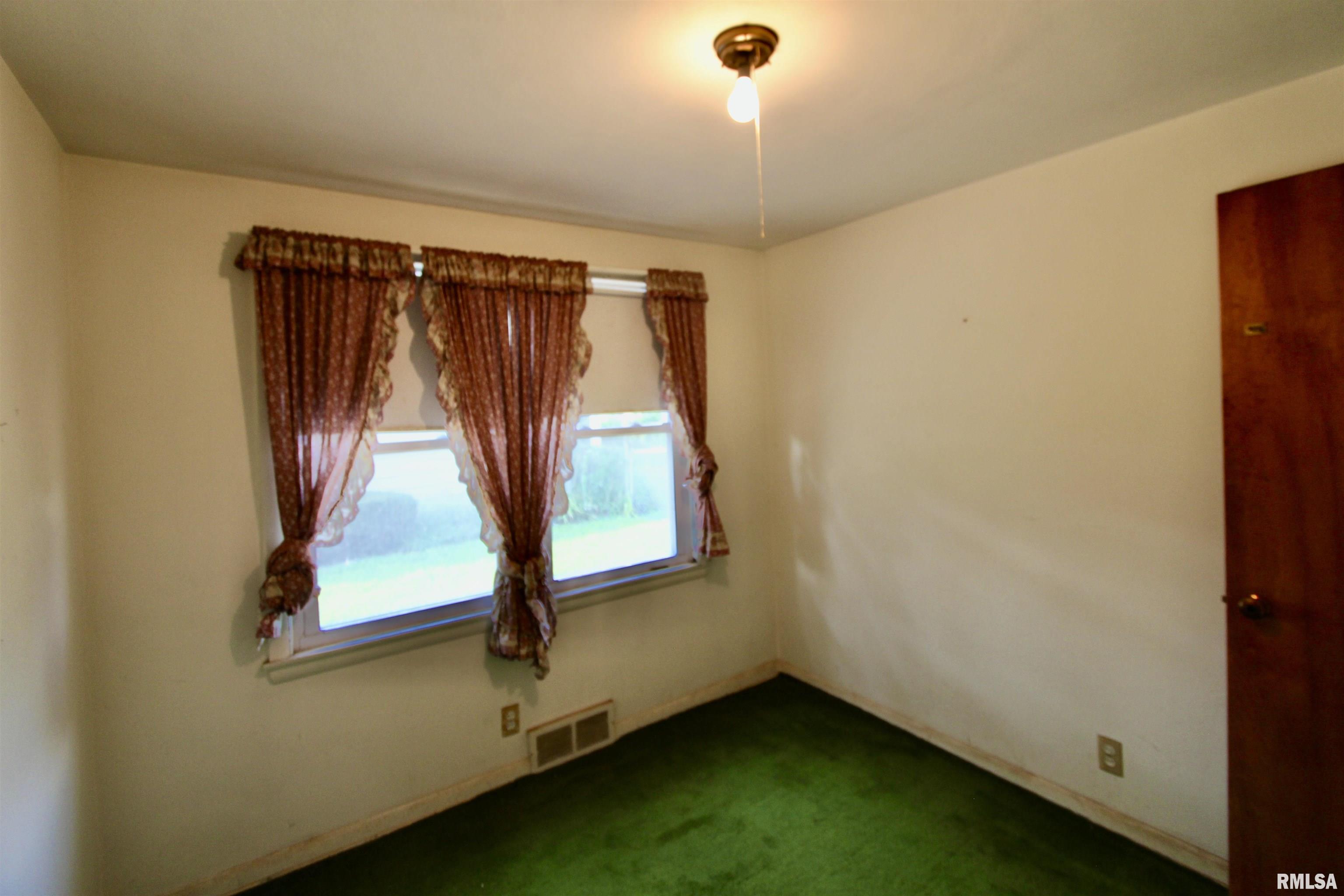 Gallery Image 37