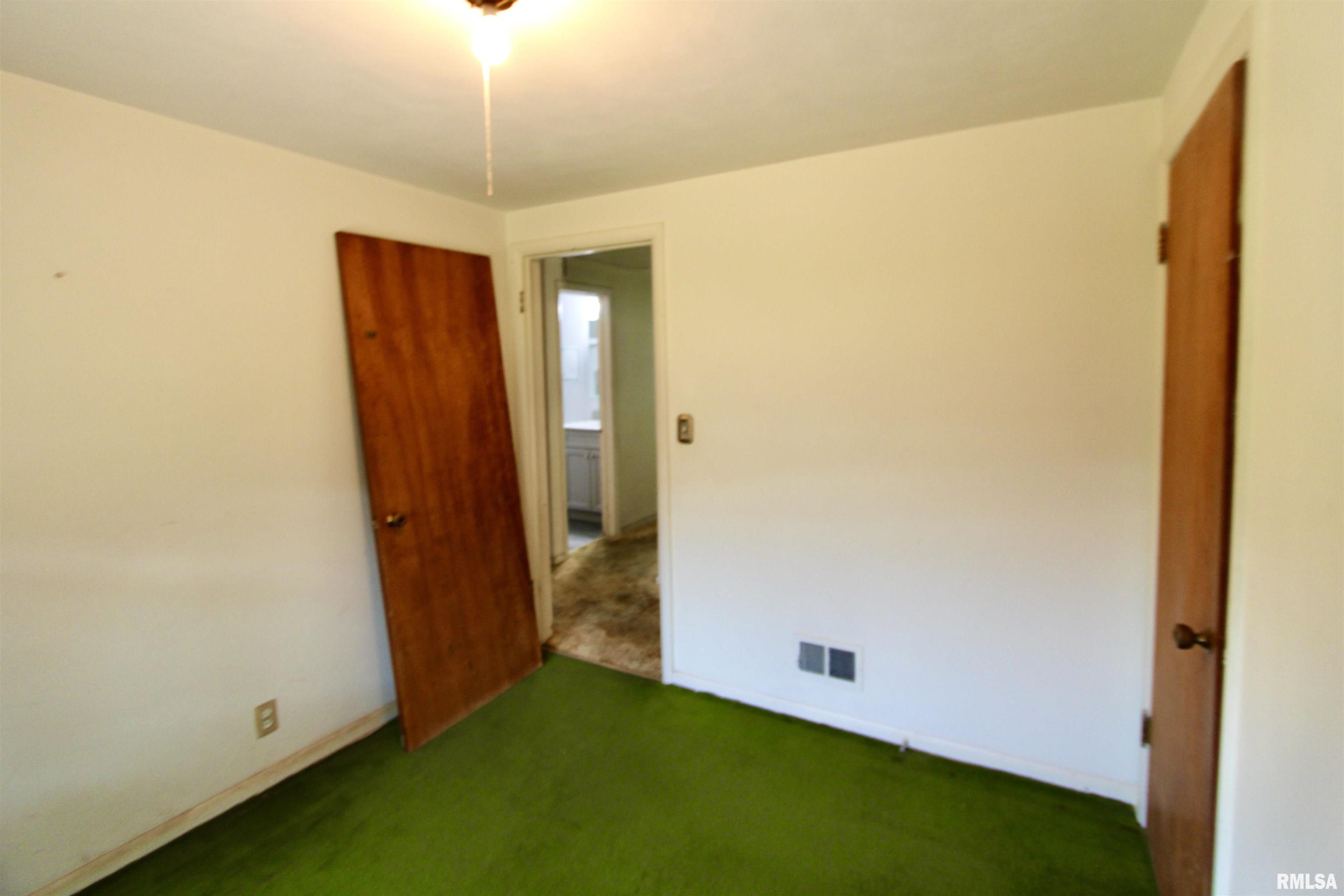 Gallery Image 38