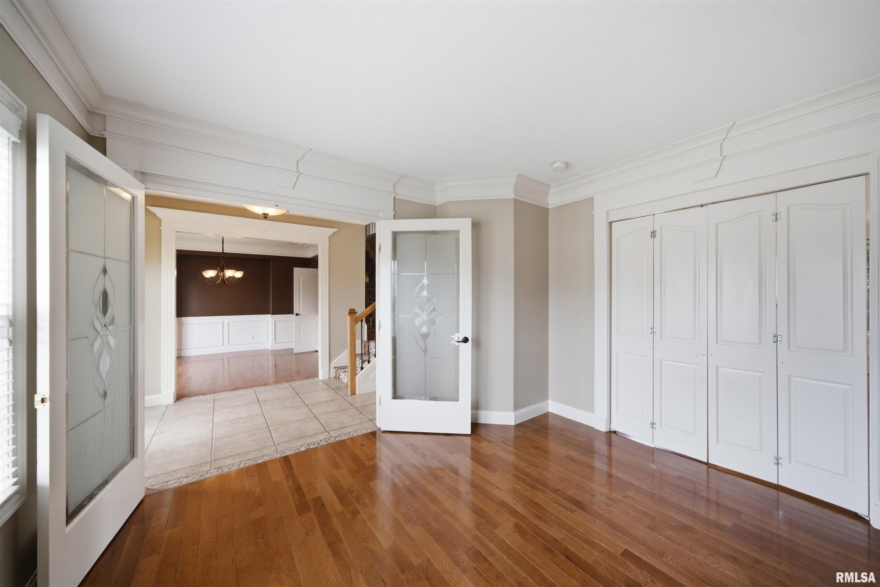 Gallery Image 19
