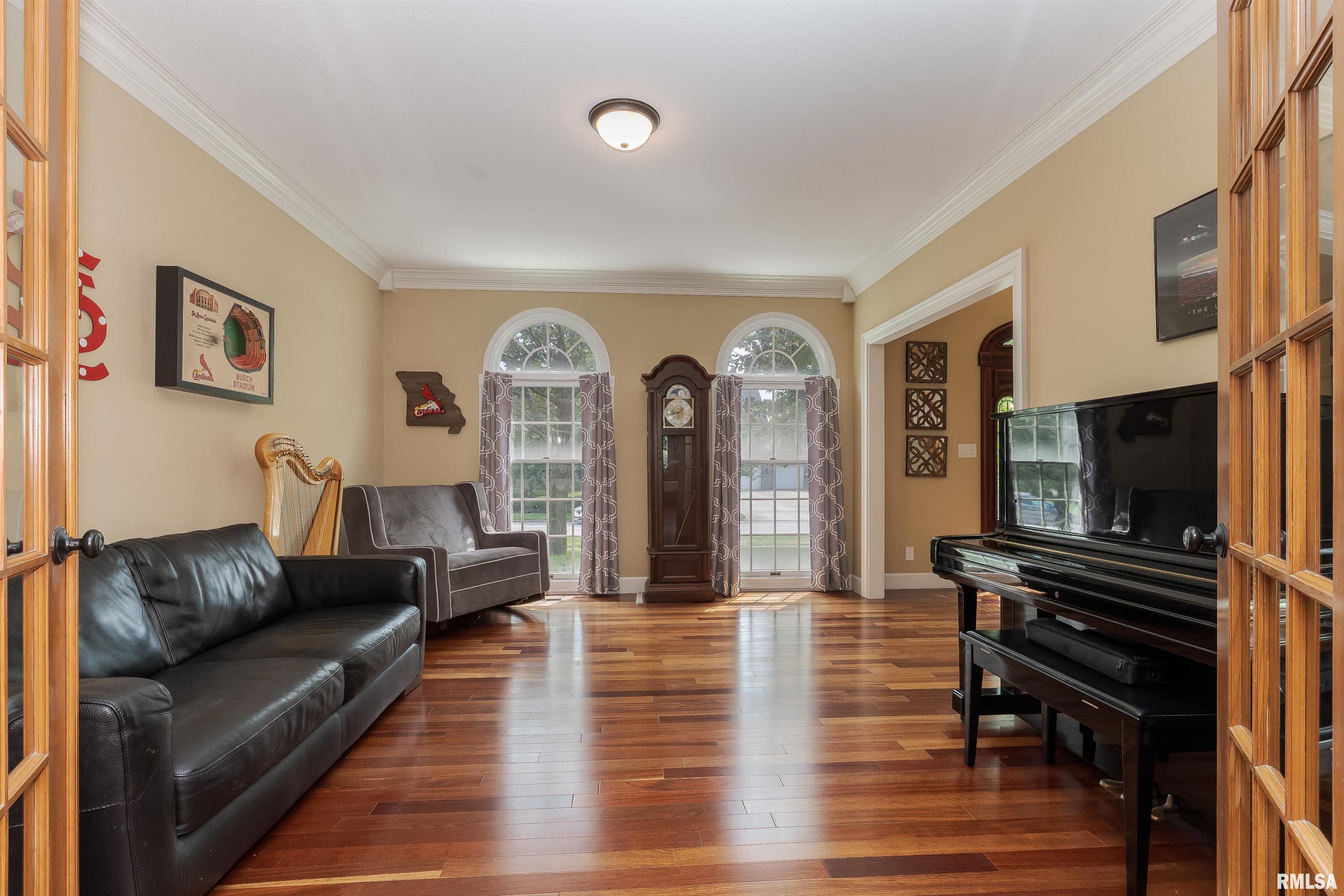Gallery Image 8