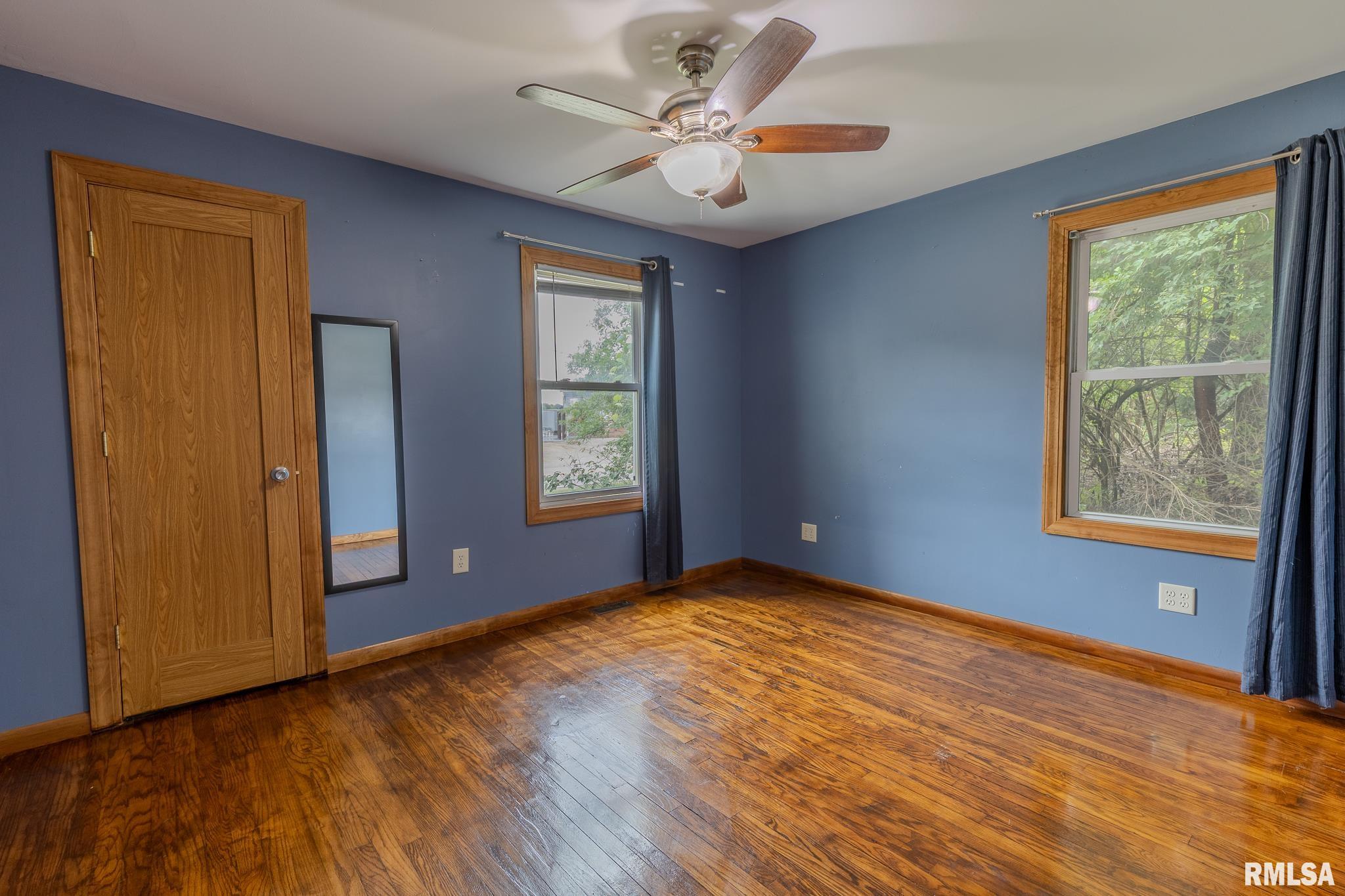 Gallery Image 18