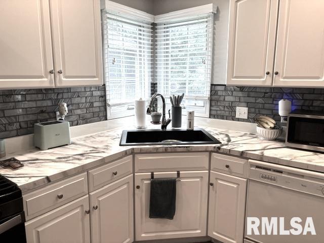 Gallery Image 33