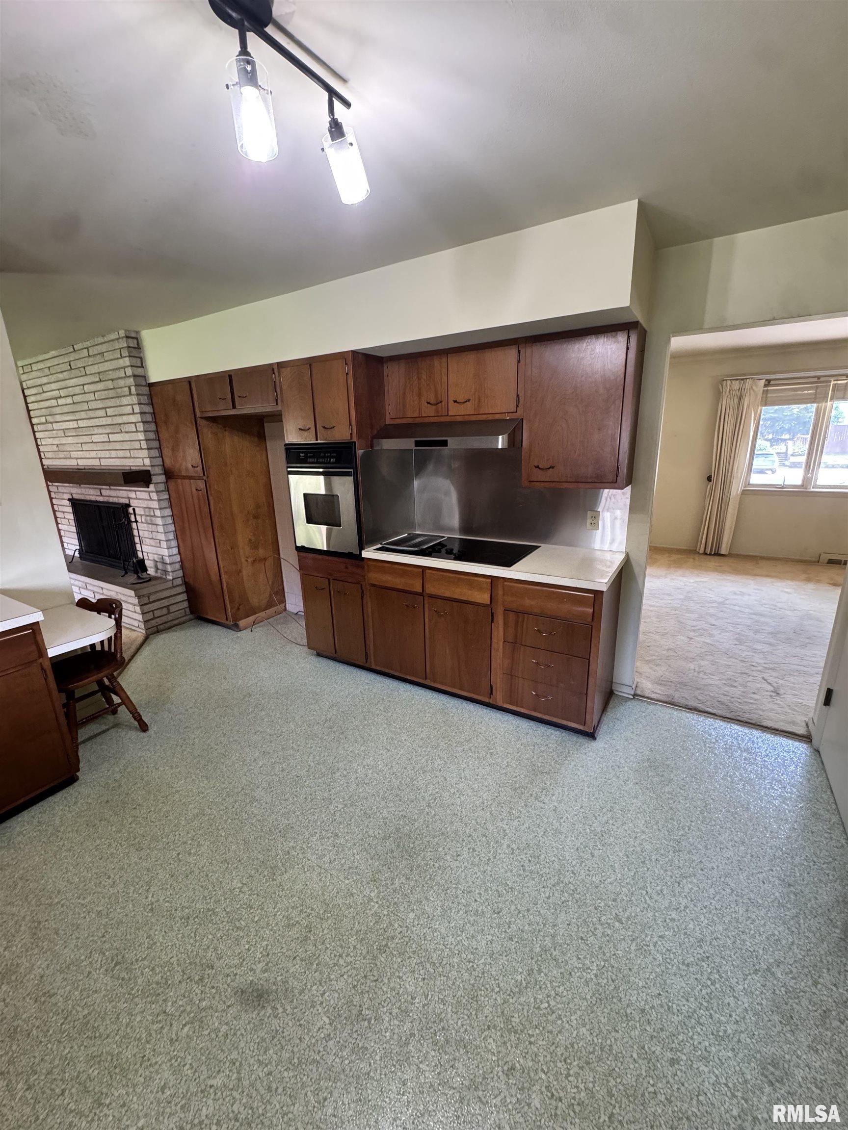 Gallery Image 15