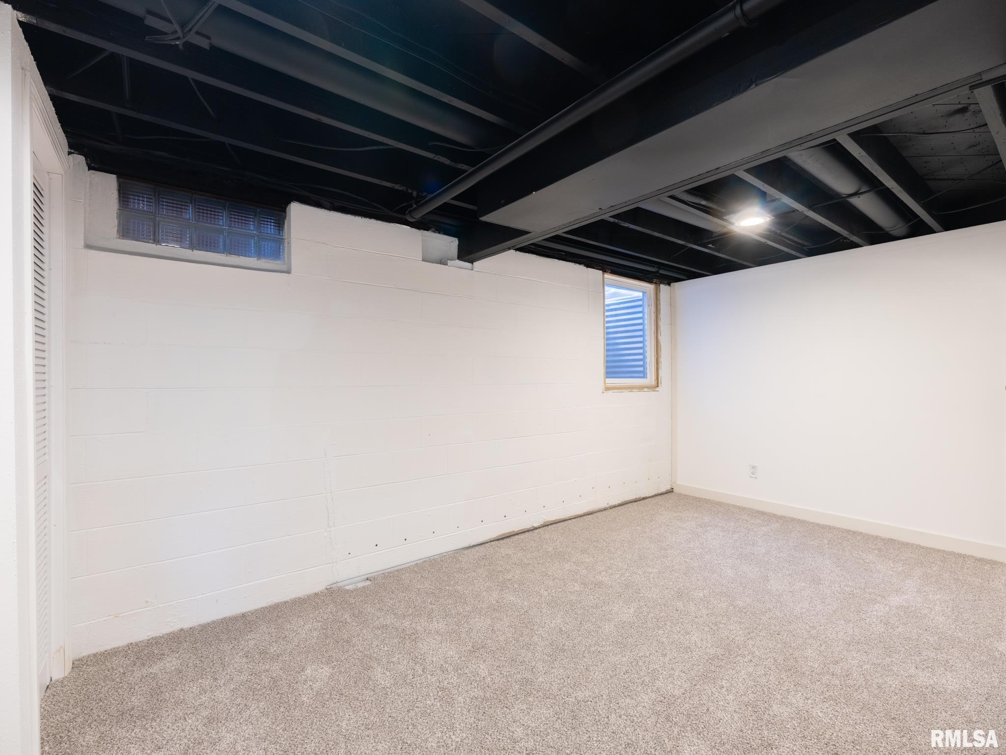 Gallery Image 30