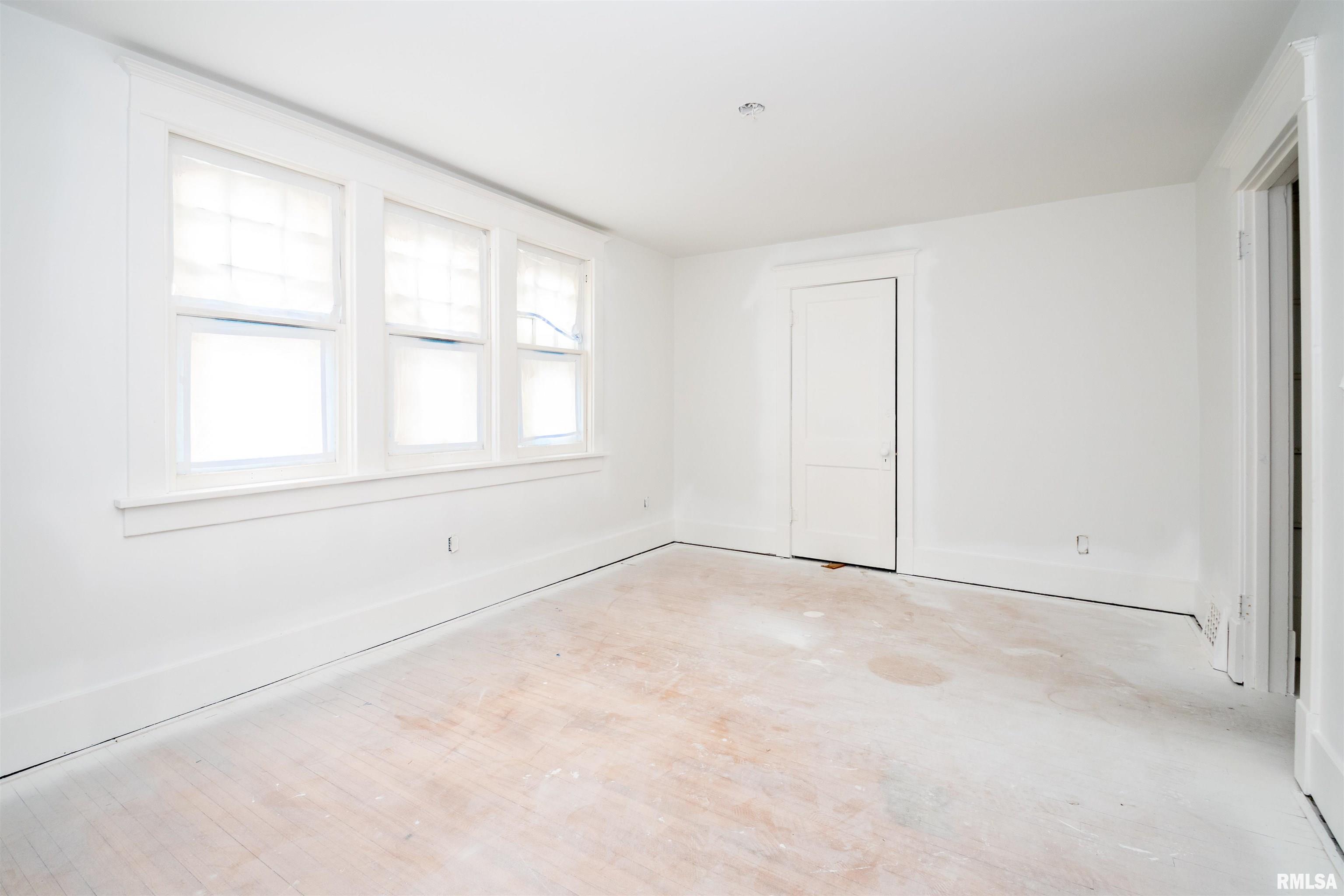Gallery Image 18