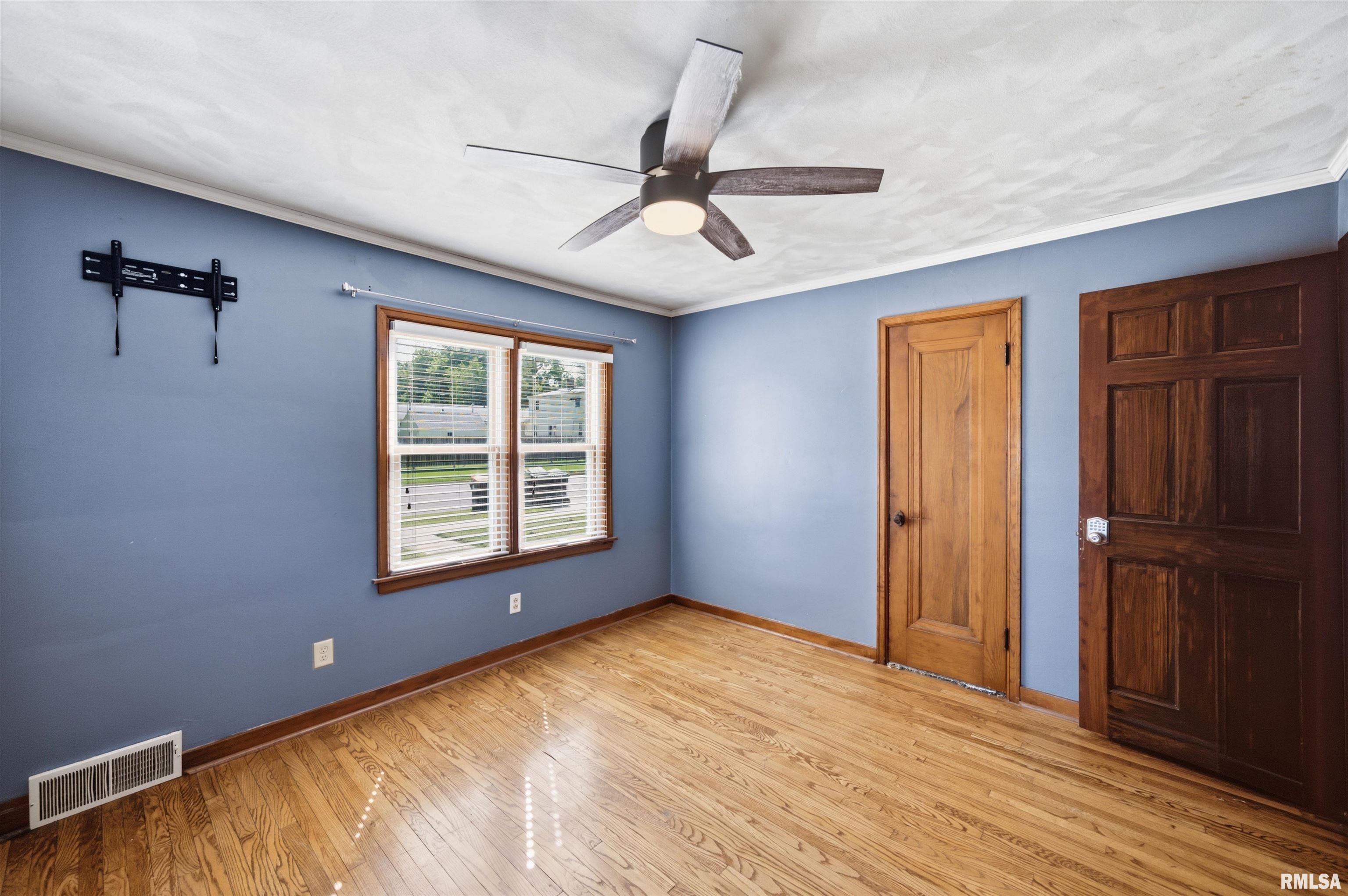 Gallery Image 17