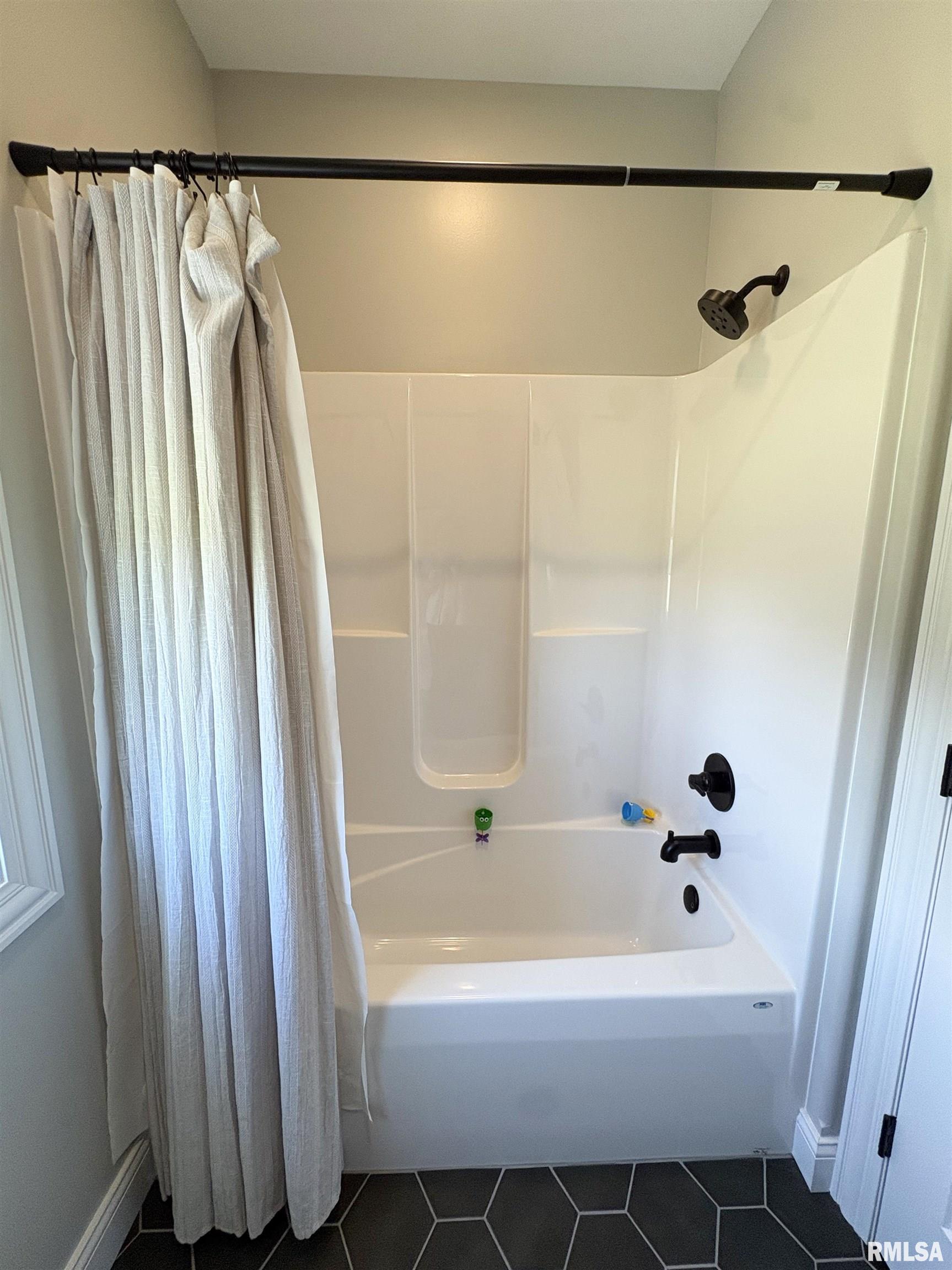 Gallery Image 41