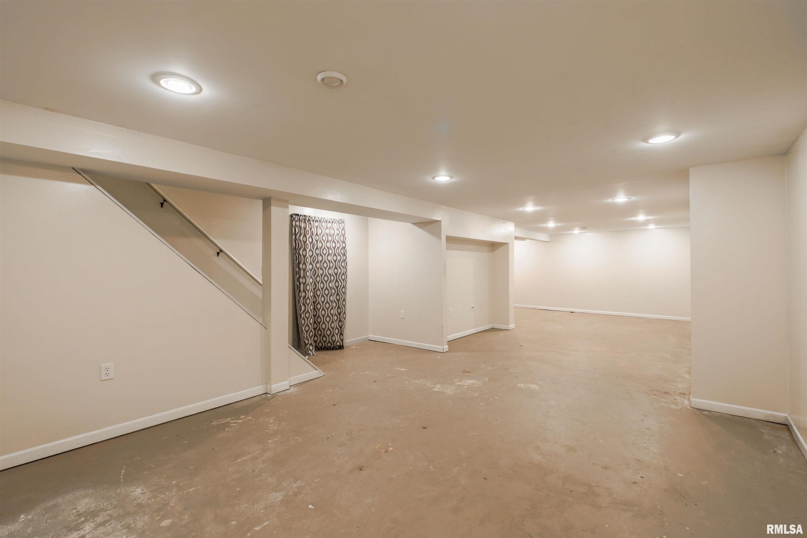 Gallery Image 29