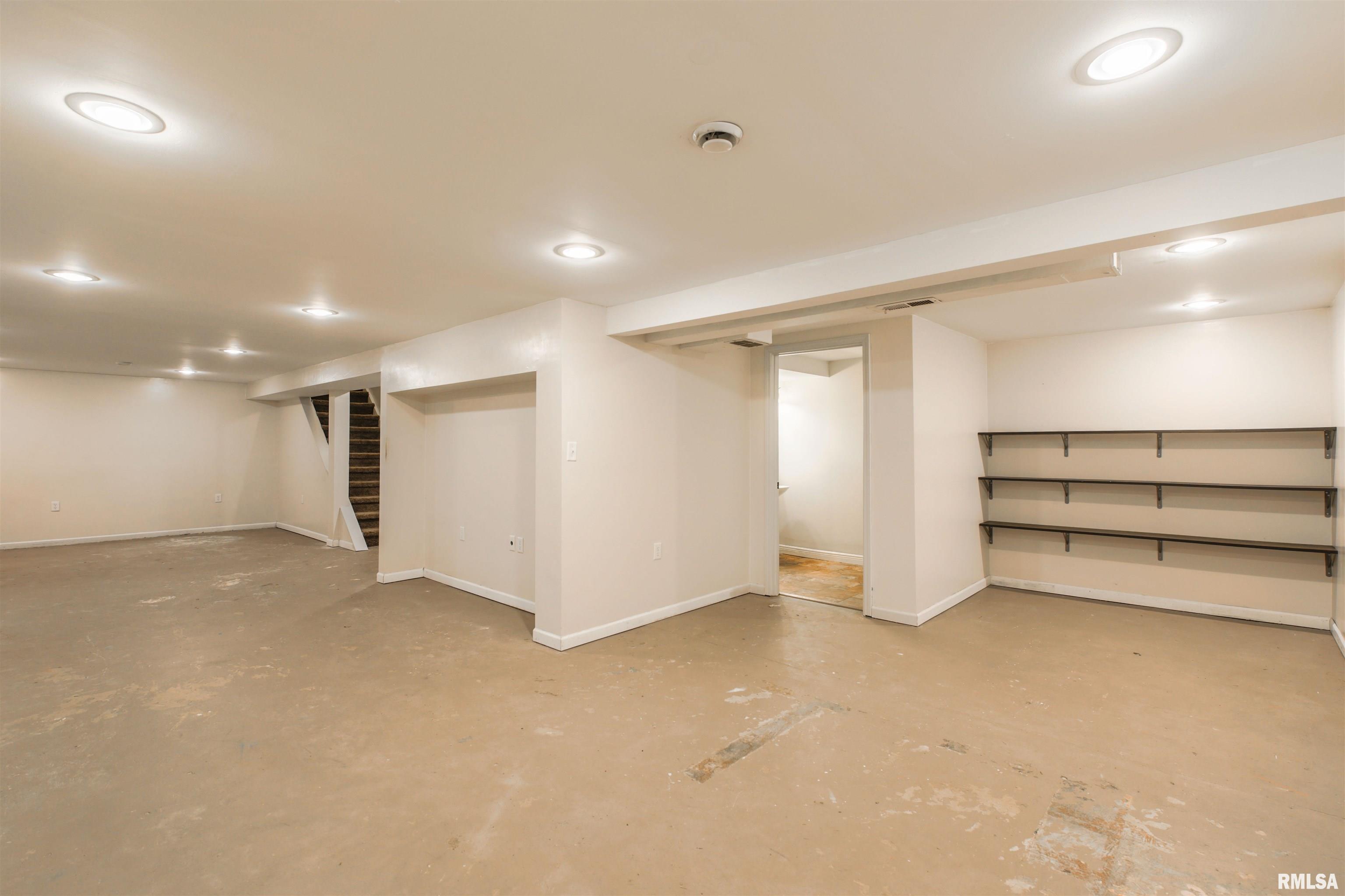 Gallery Image 30