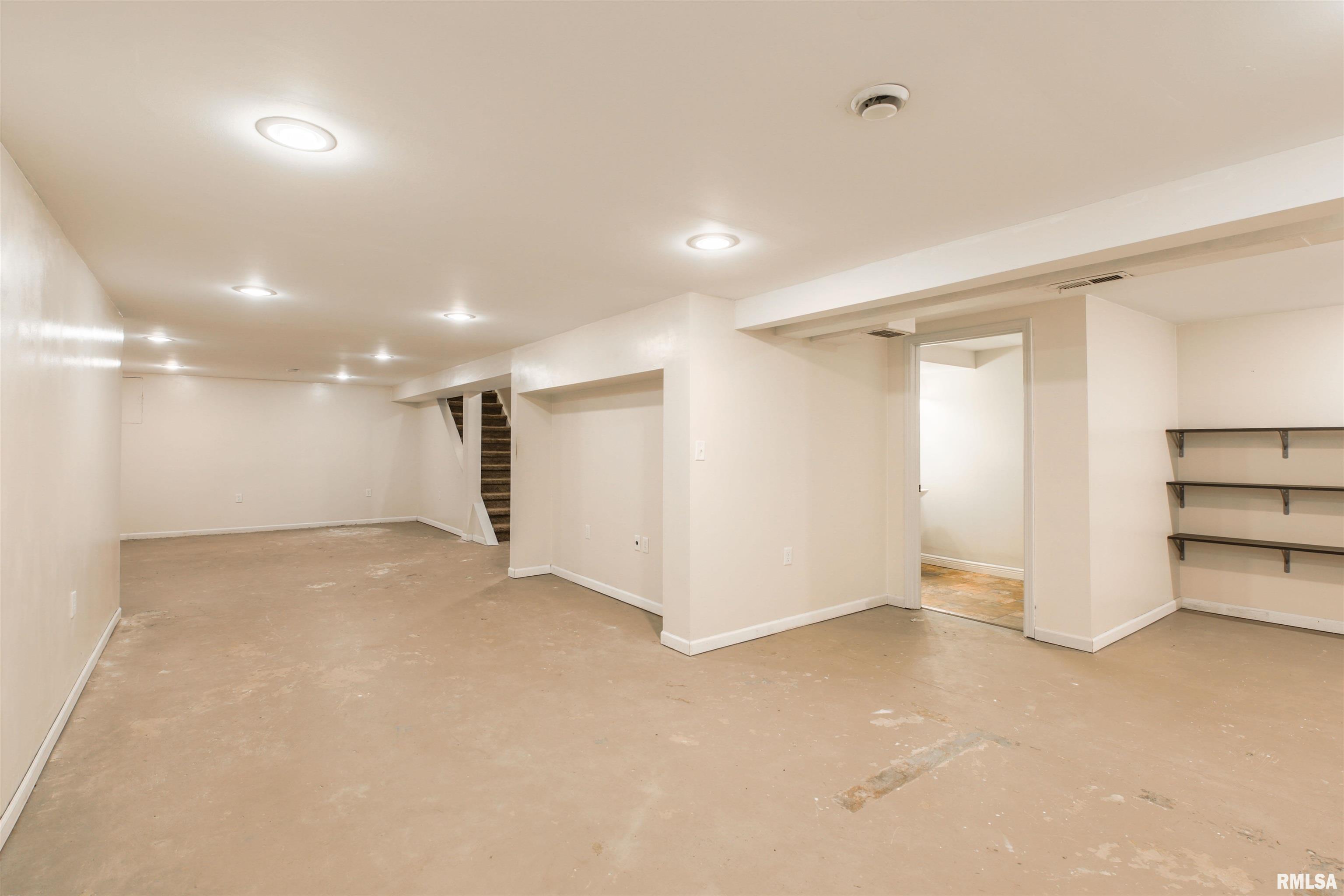 Gallery Image 31