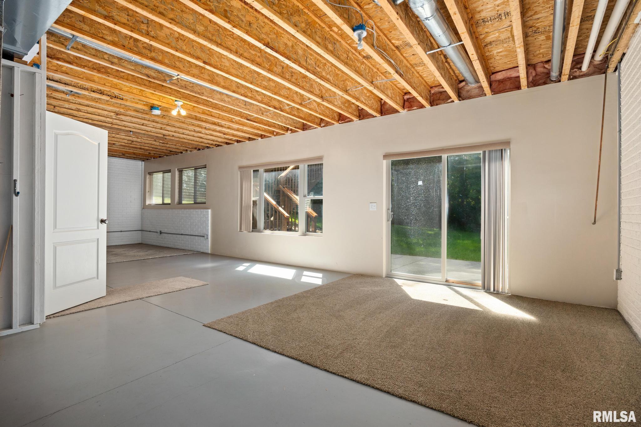 Gallery Image 30