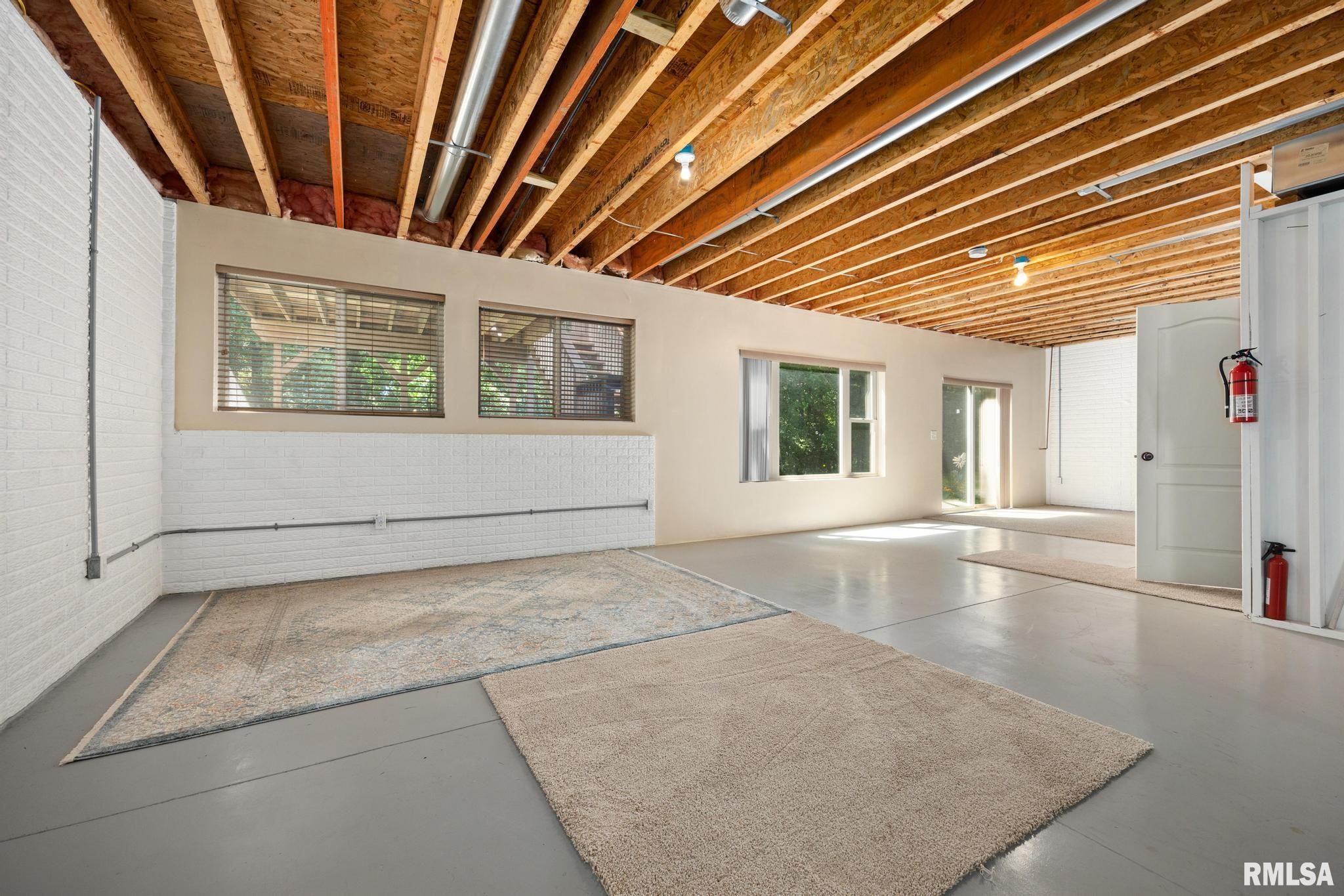 Gallery Image 31
