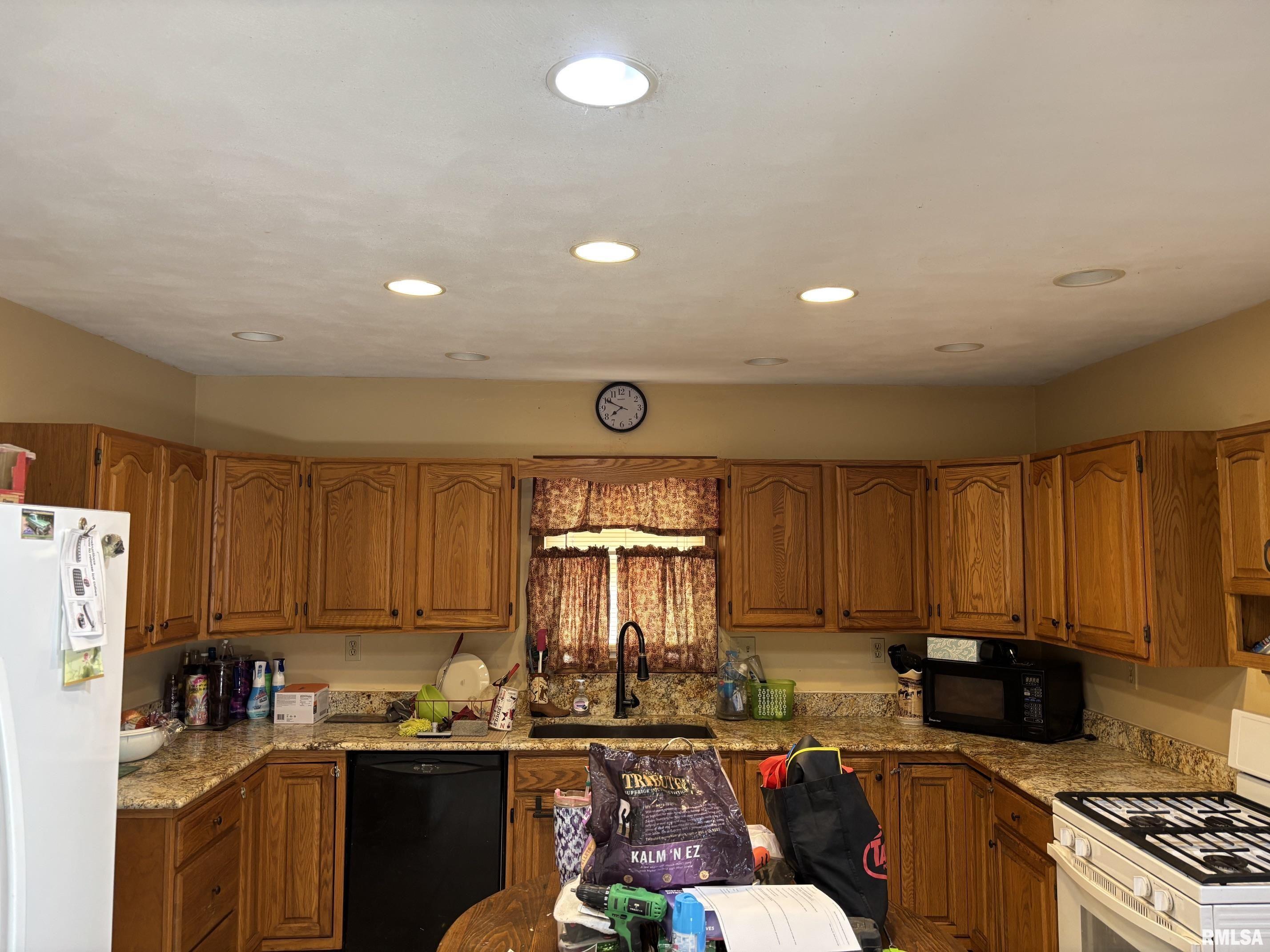 Gallery Image 17