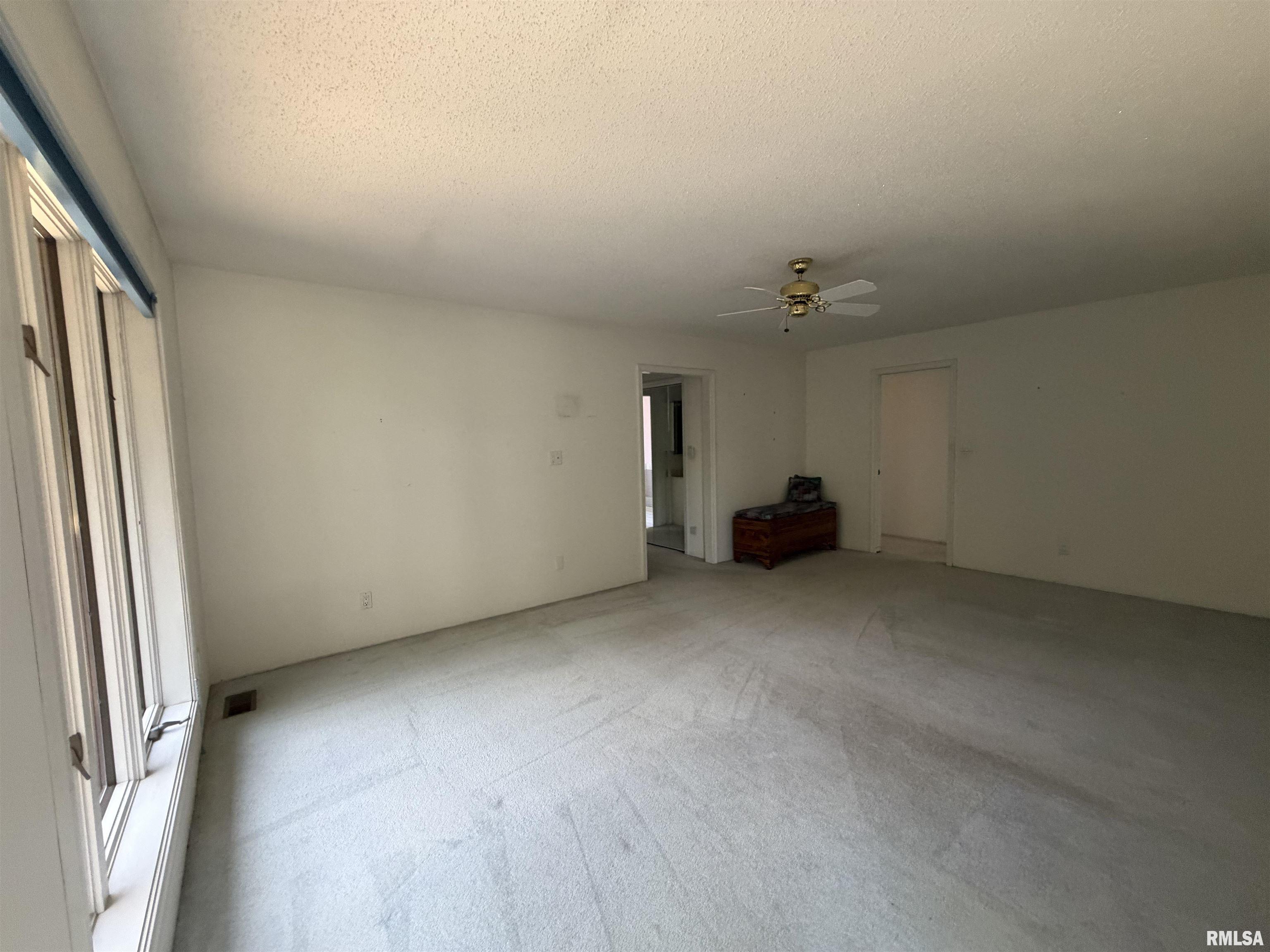 Gallery Image 19