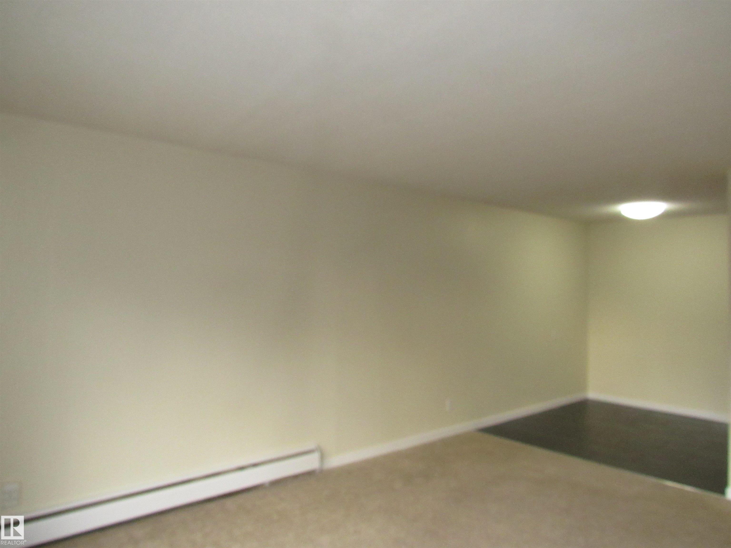 Photo 12 at 404 - 10335 117 Street NW, Wîhkwêntôwin, Edmonton