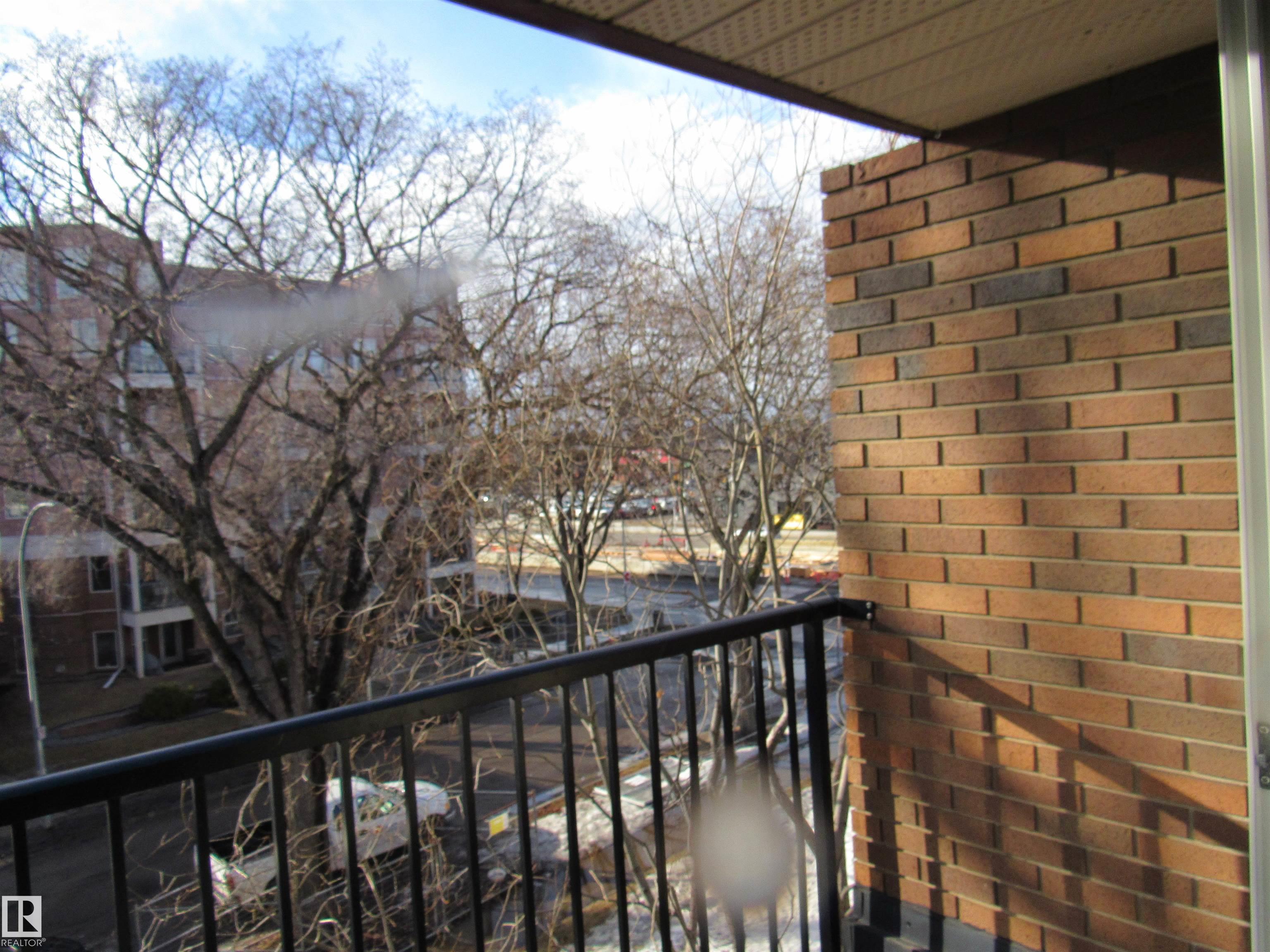 Photo 30 at 404 - 10335 117 Street NW, Wîhkwêntôwin, Edmonton