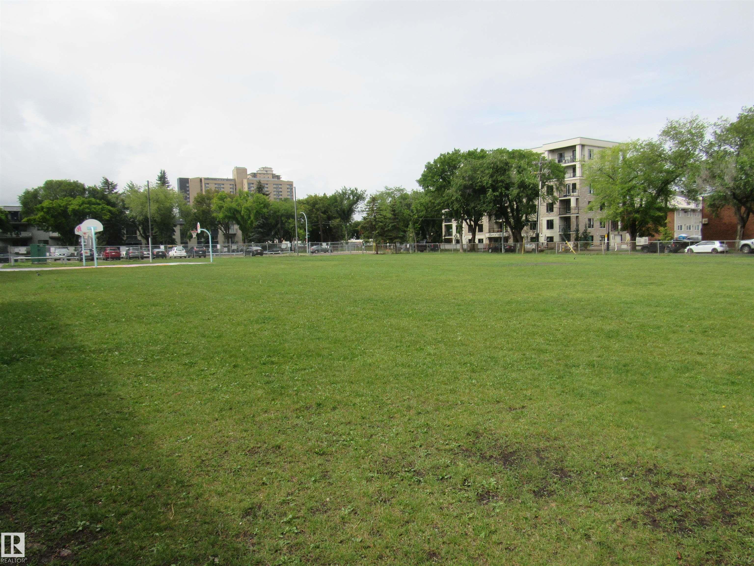 Photo 40 at 404 - 10335 117 Street NW, Wîhkwêntôwin, Edmonton