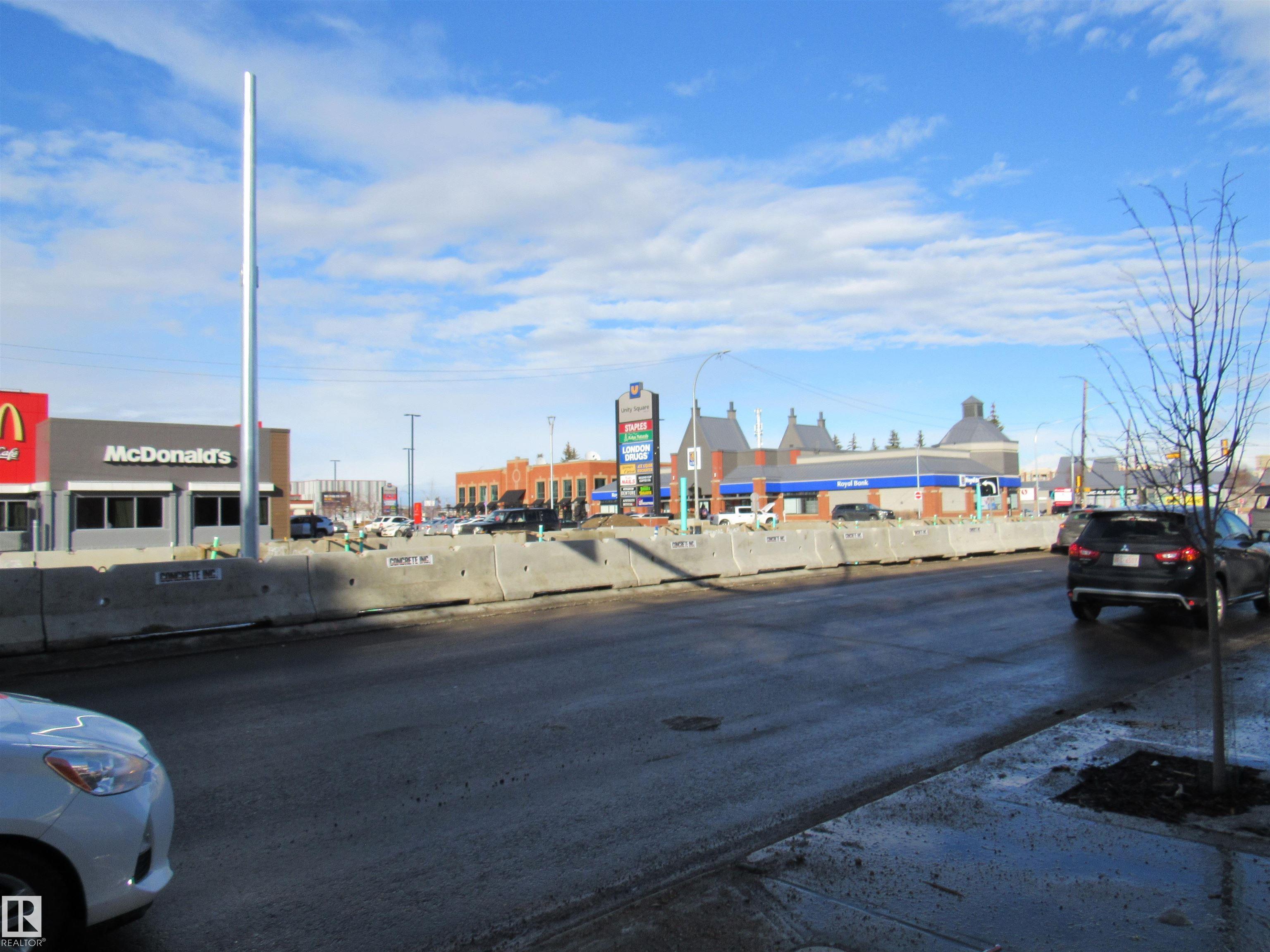 Photo 42 at 404 - 10335 117 Street NW, Wîhkwêntôwin, Edmonton