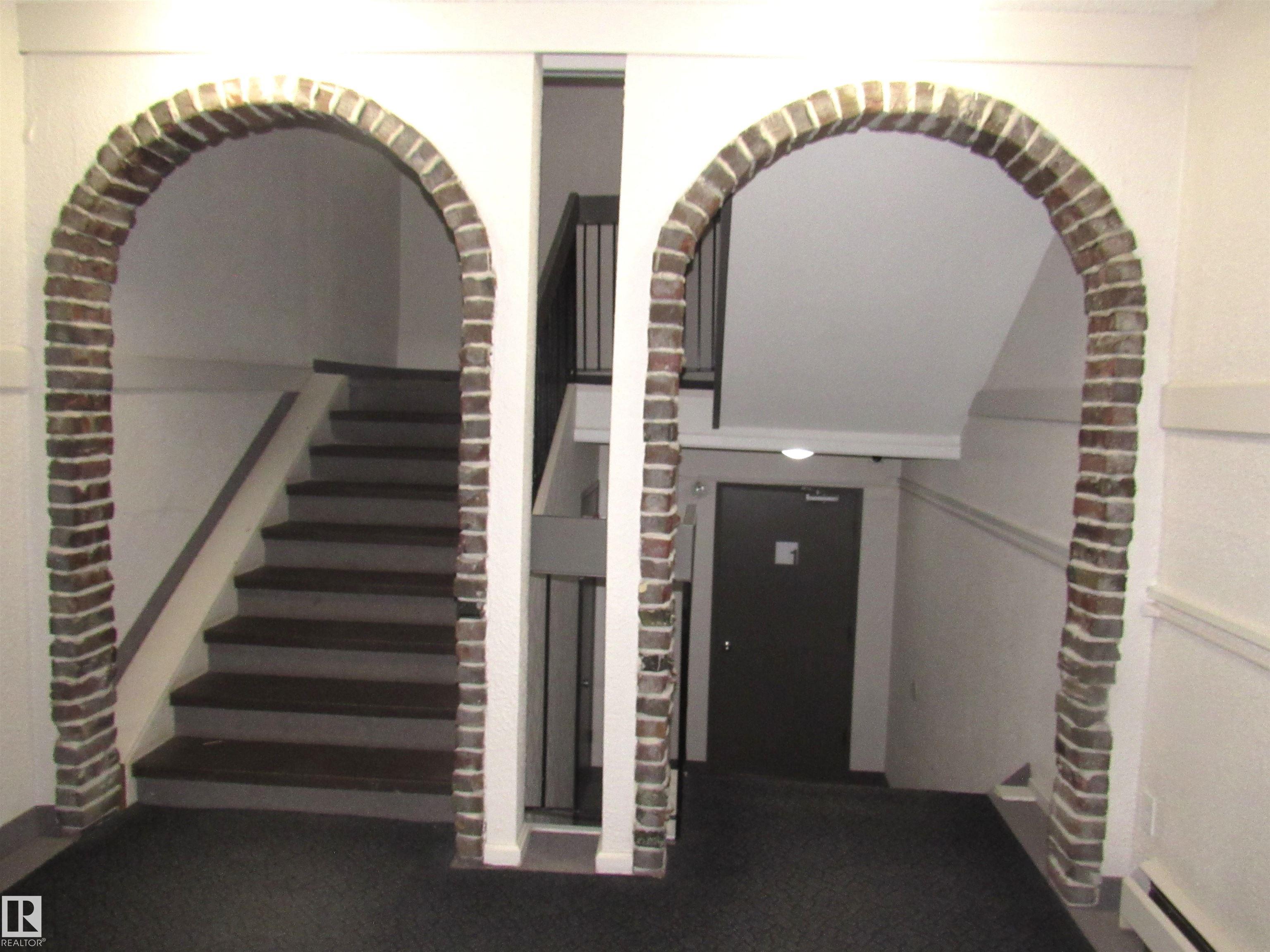 Photo 7 at 404 - 10335 117 Street NW, Wîhkwêntôwin, Edmonton