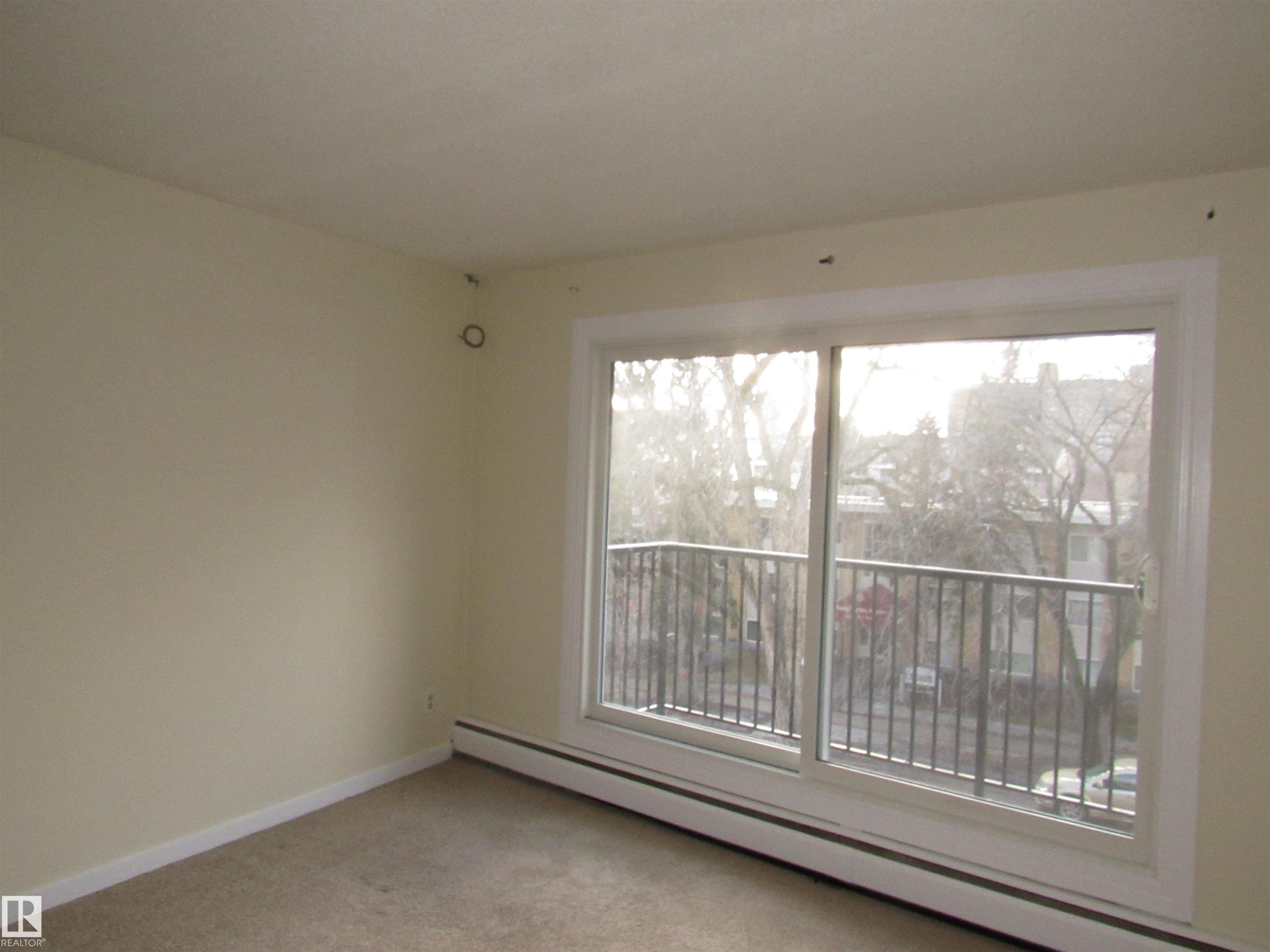 Photo 9 at 404 - 10335 117 Street NW, Wîhkwêntôwin, Edmonton