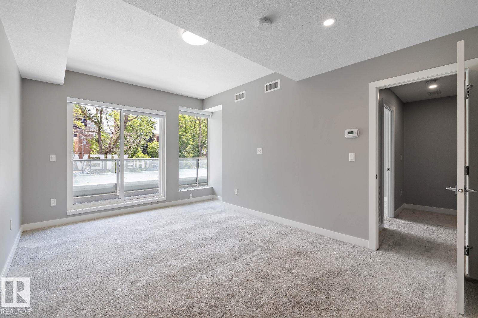 Picture for 9922 111 ST NW