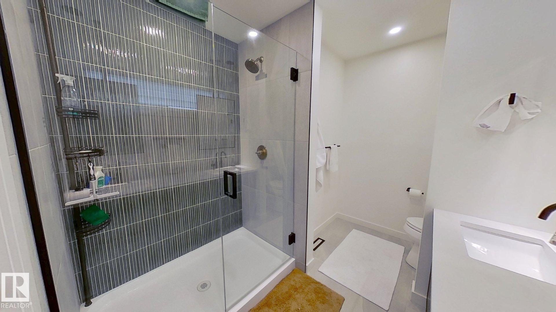 Photo 13 at 11308 128 Street NW, Inglewood, Edmonton