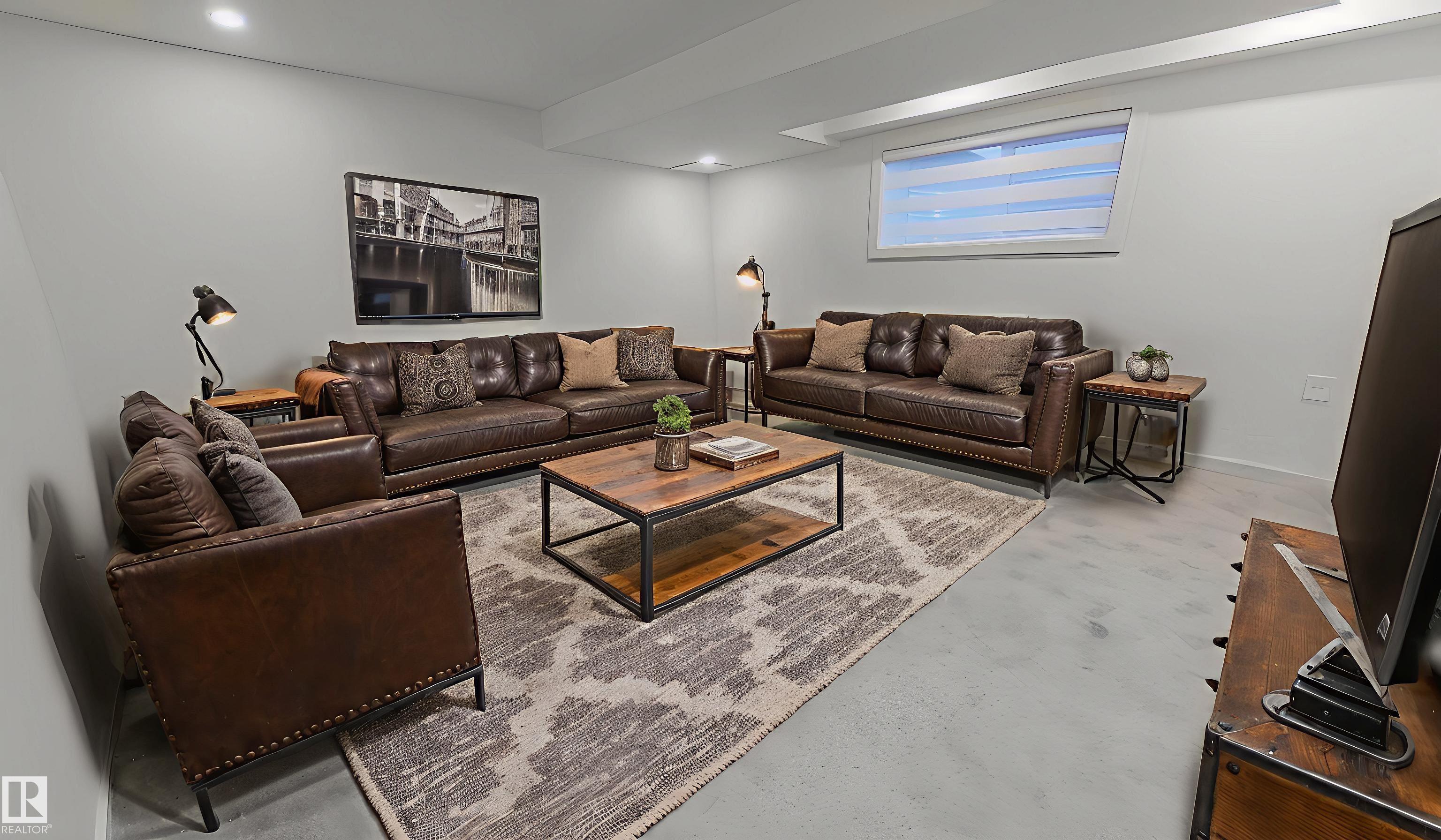 Photo 19 at 11308 128 Street NW, Inglewood, Edmonton